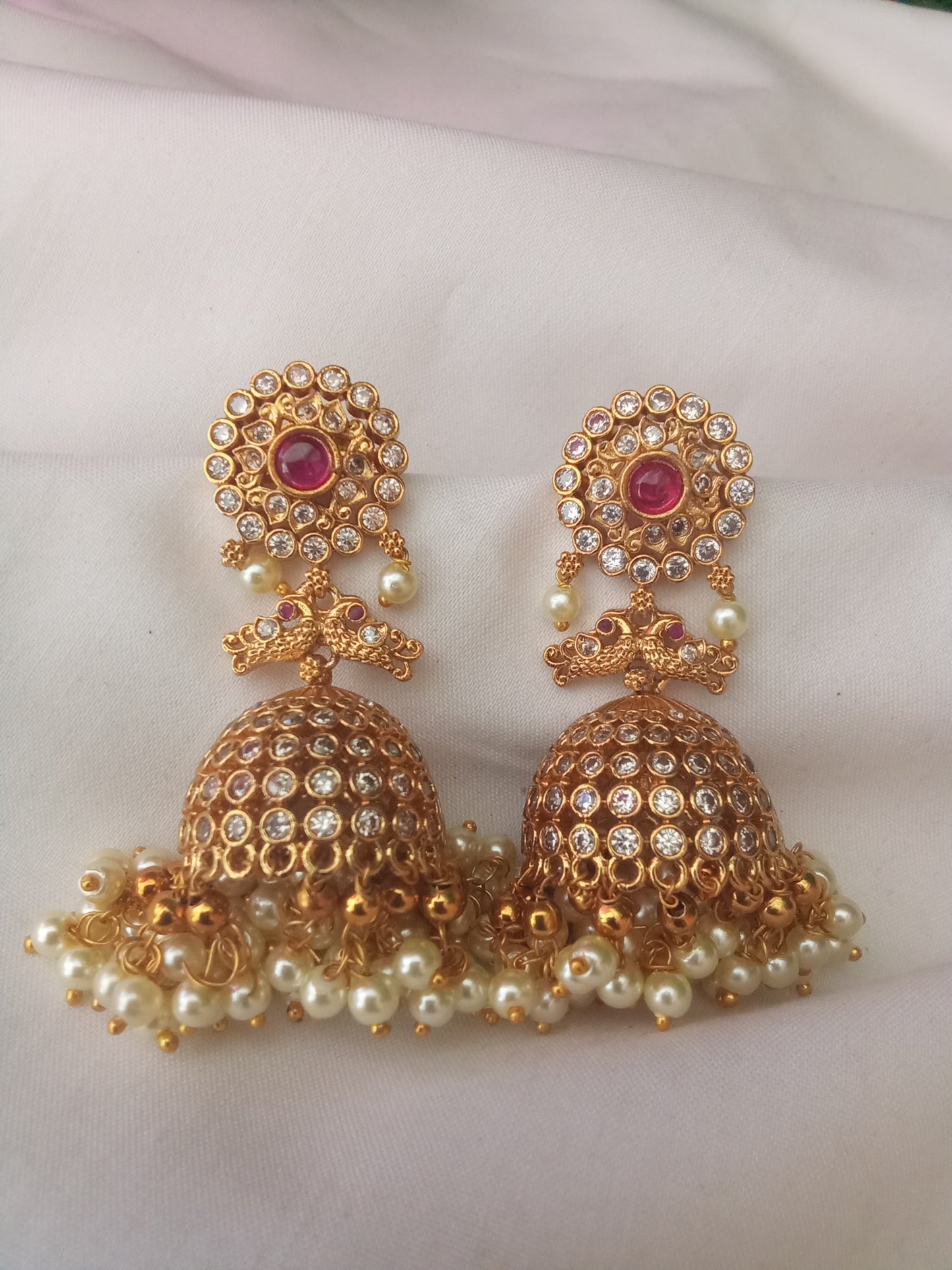 EARING-SHER54