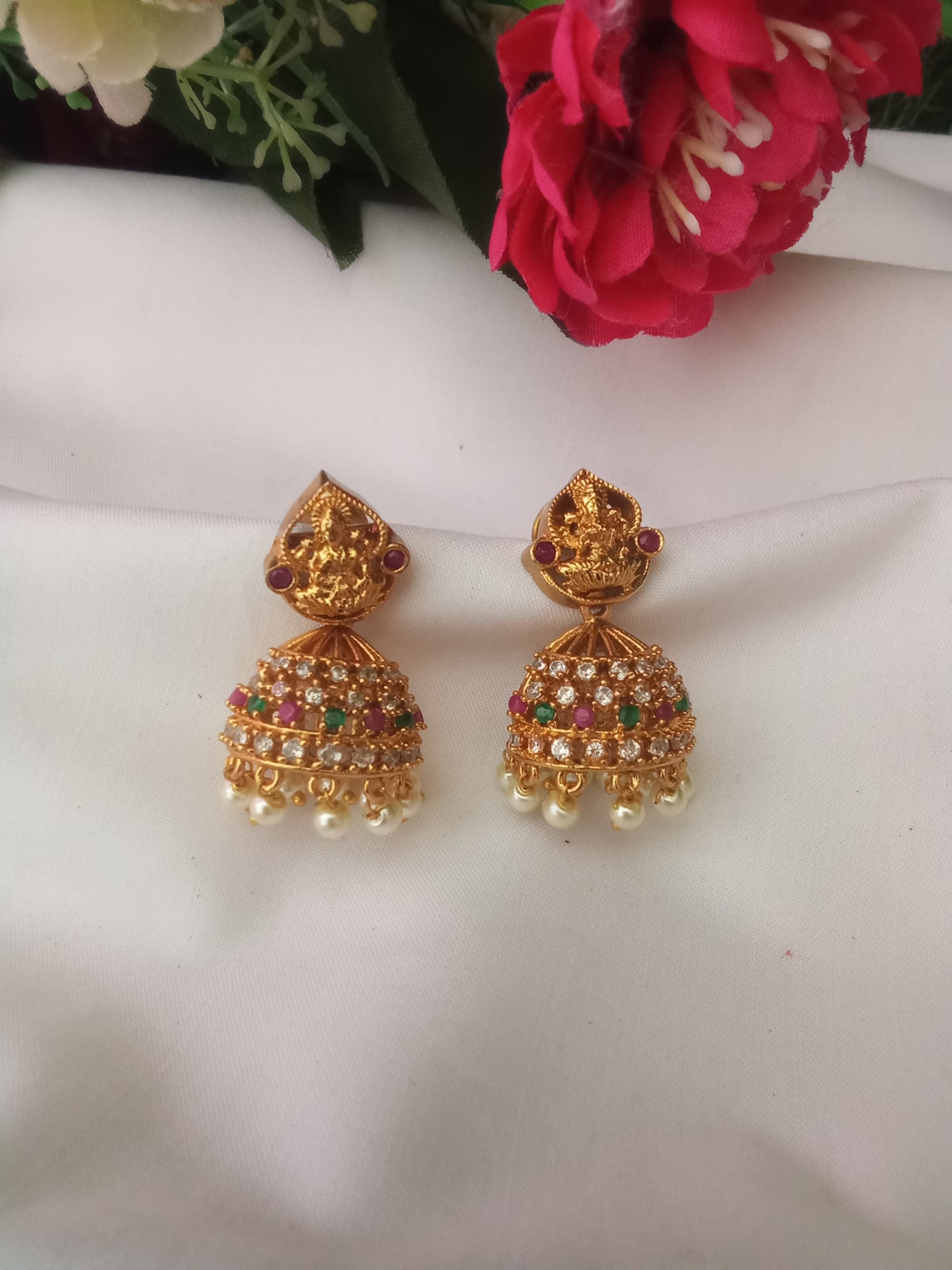 EARING-SHER109