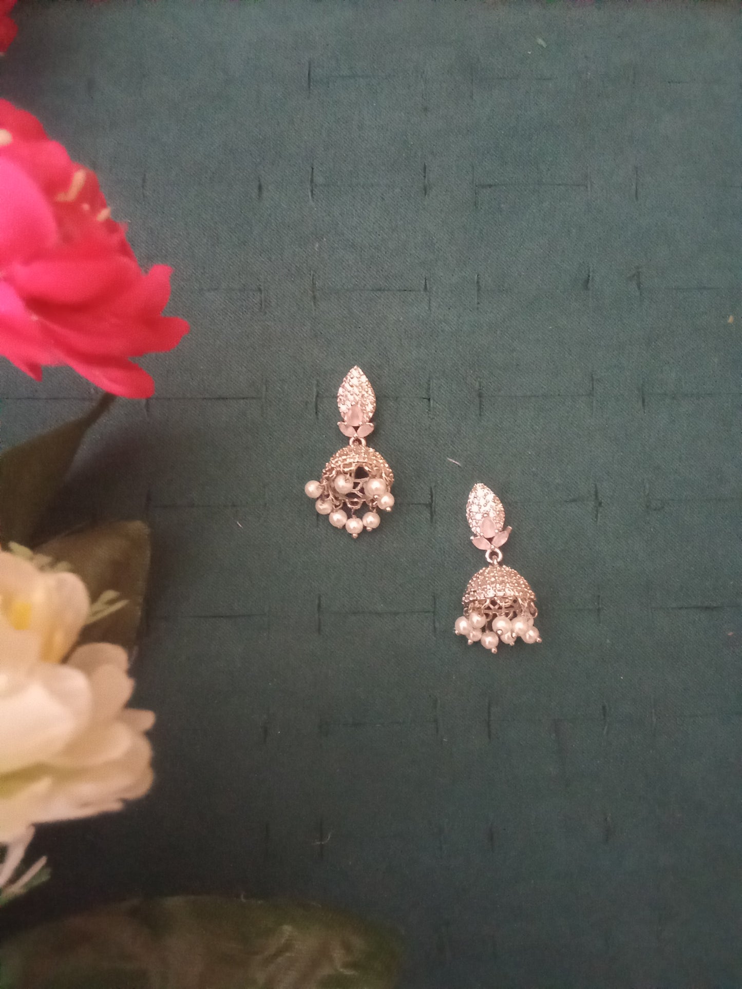 EARING-SHER285
