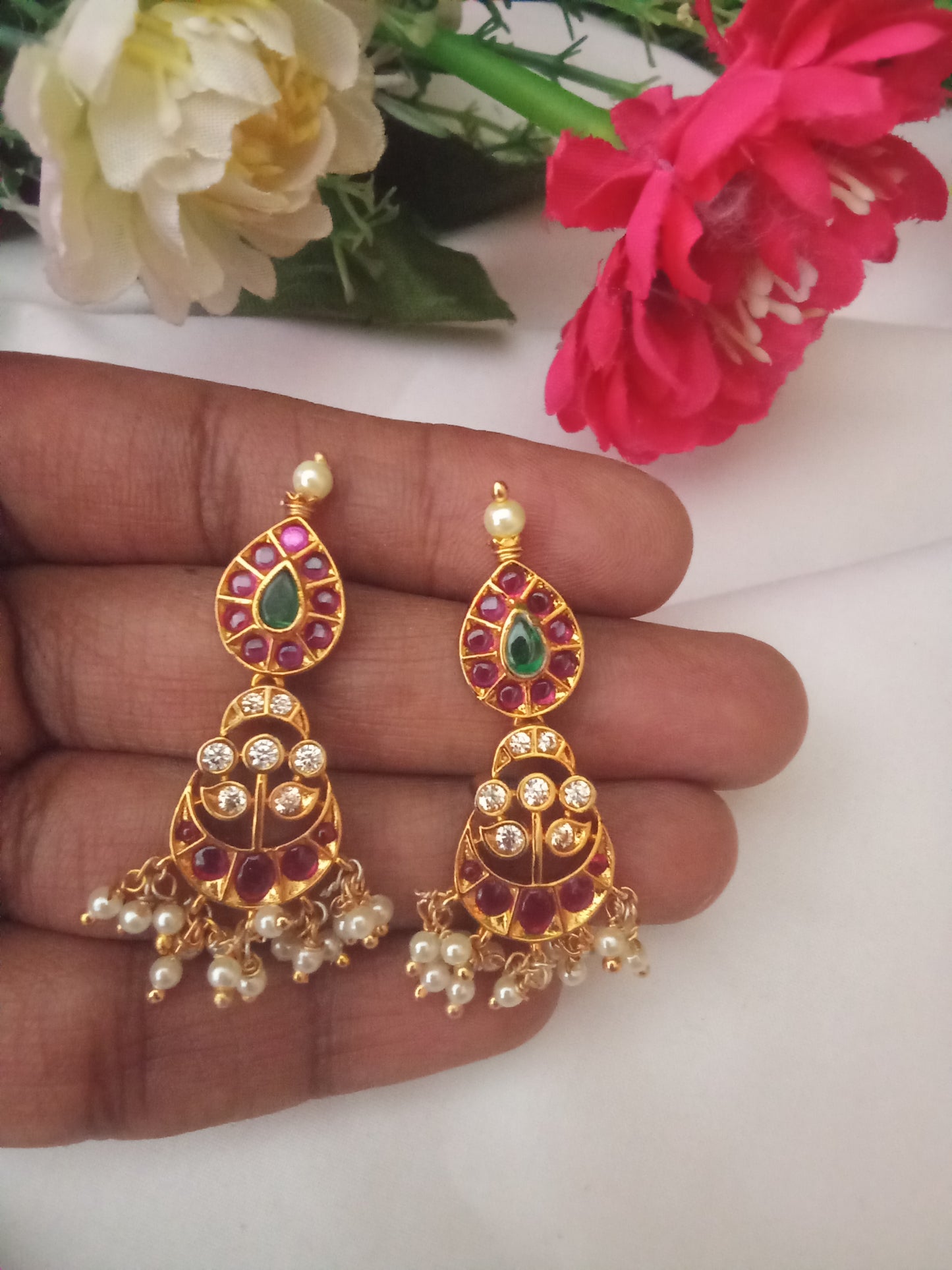 EARING-SHER221