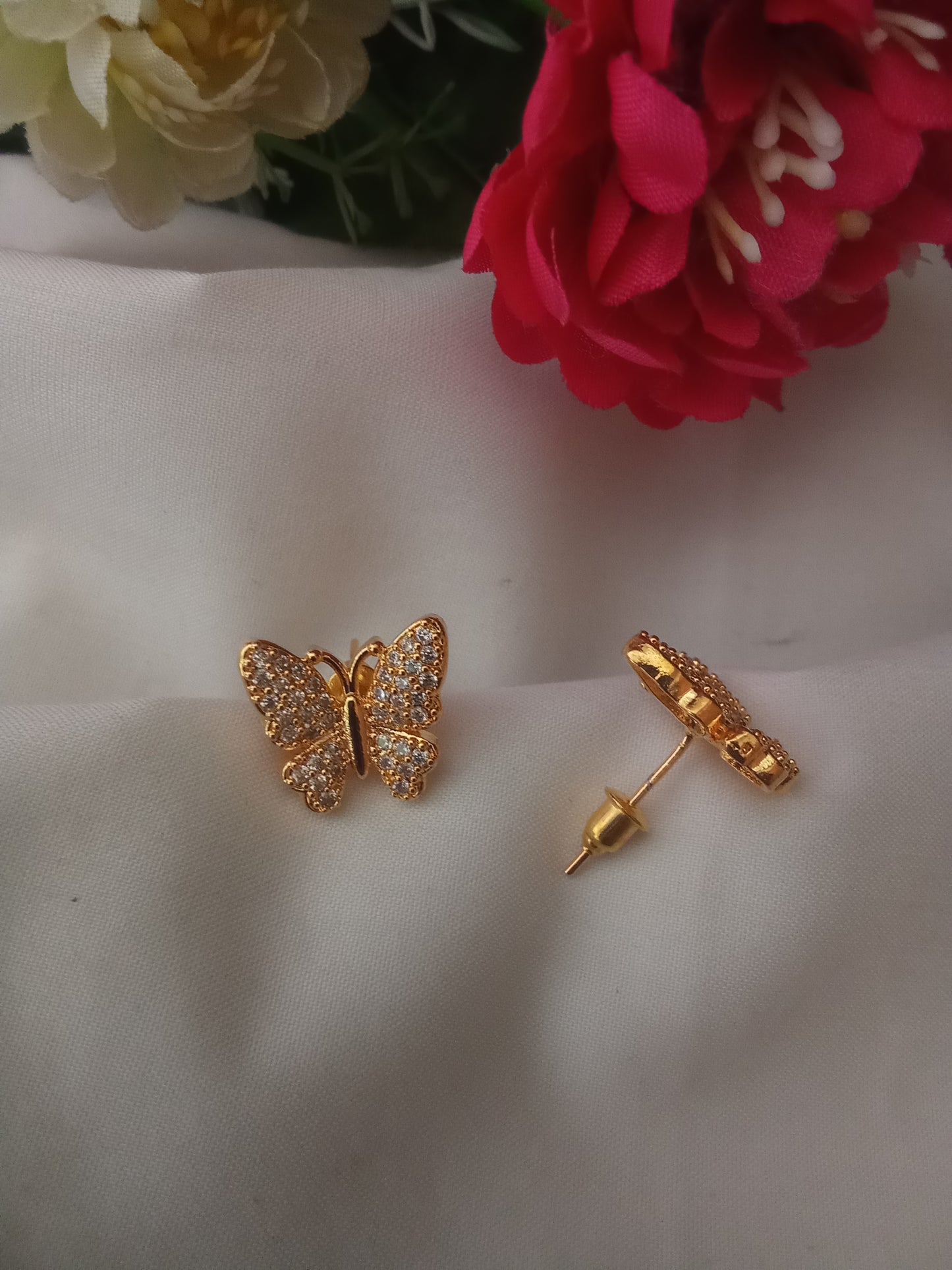 EARING-SHST128