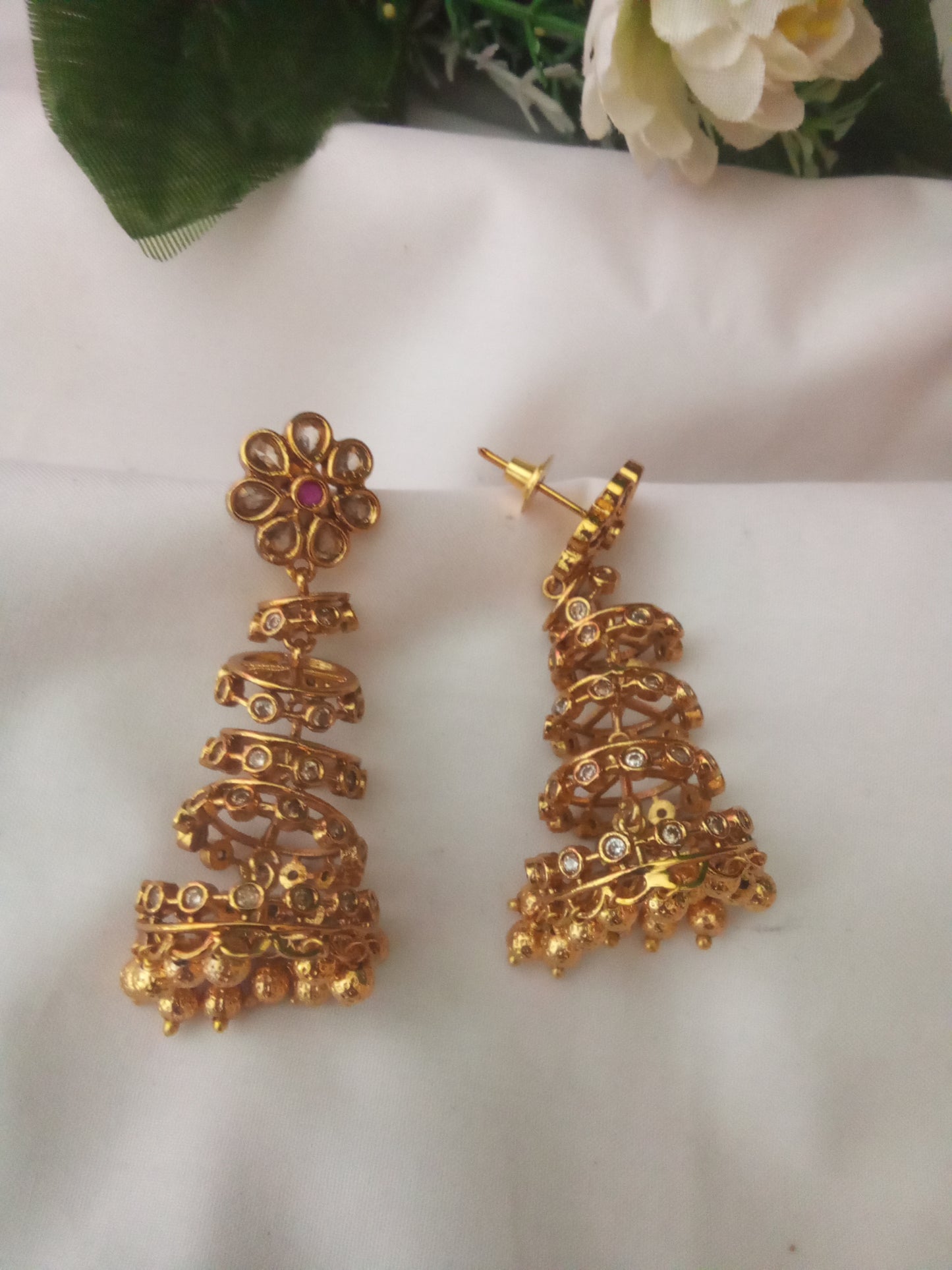 EARING-SHER274