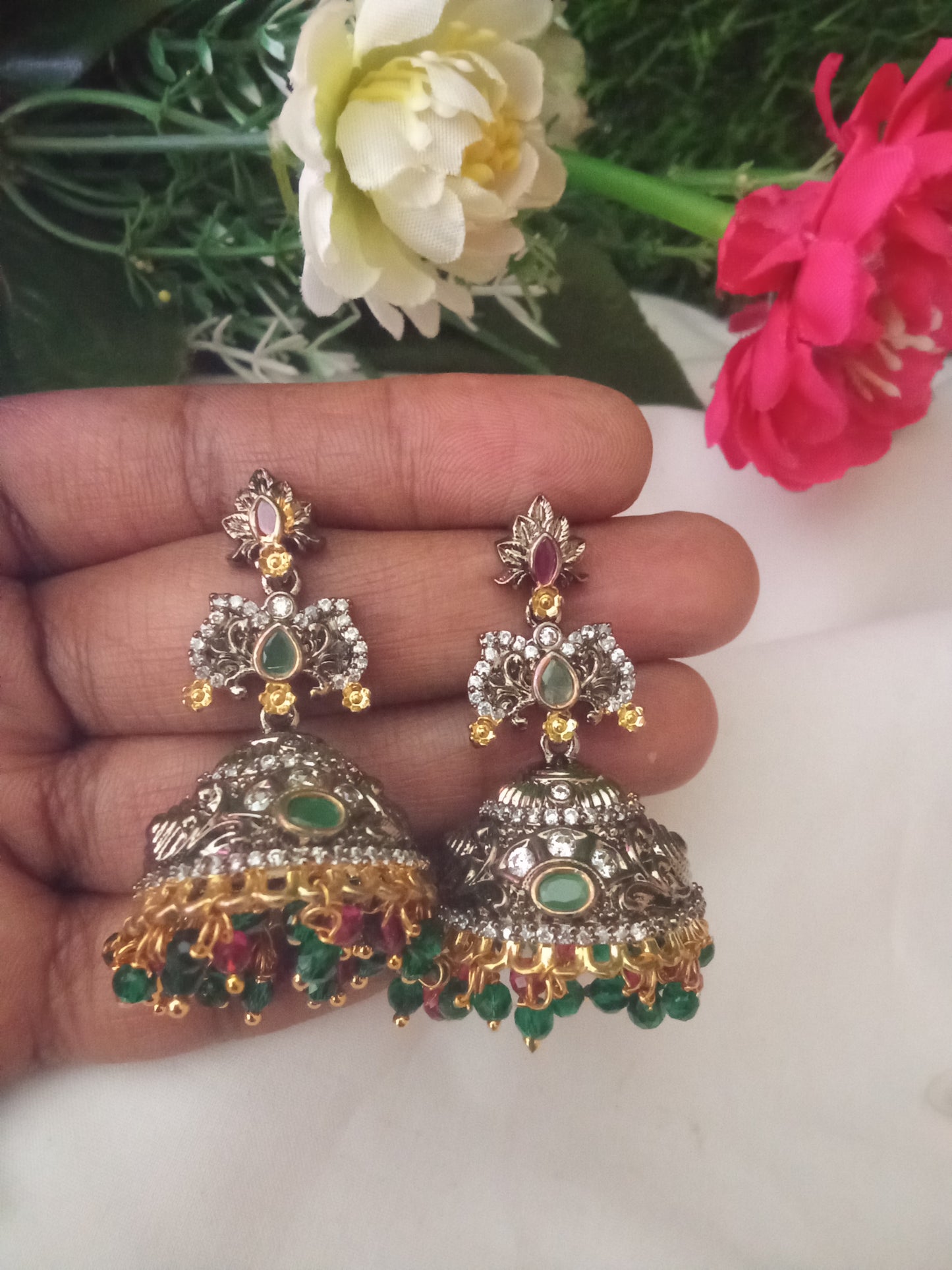 EARING-SHER258