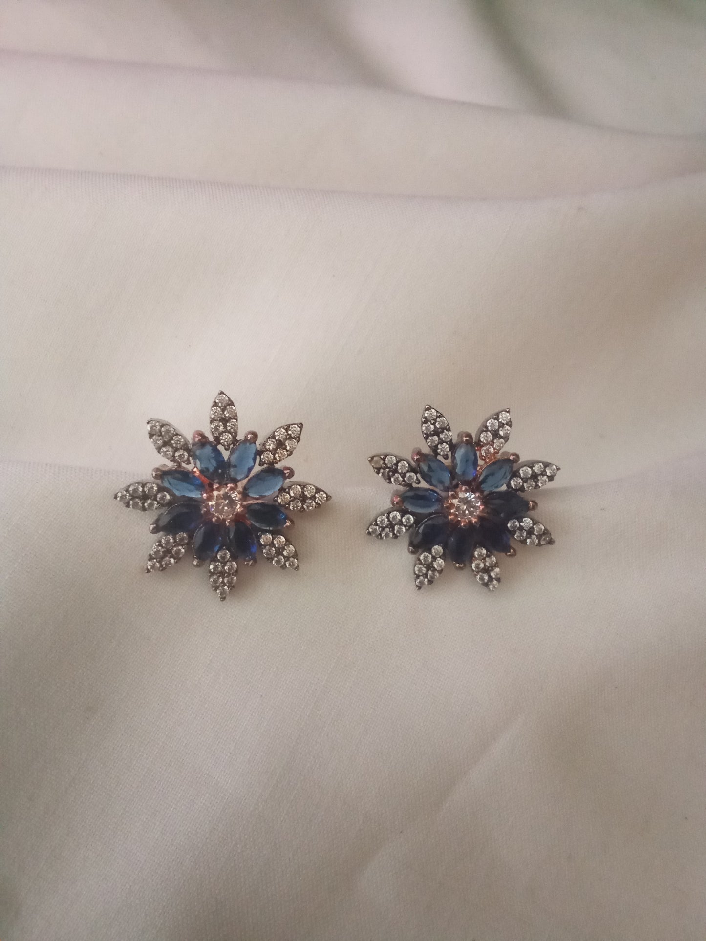 EARING-SHST115