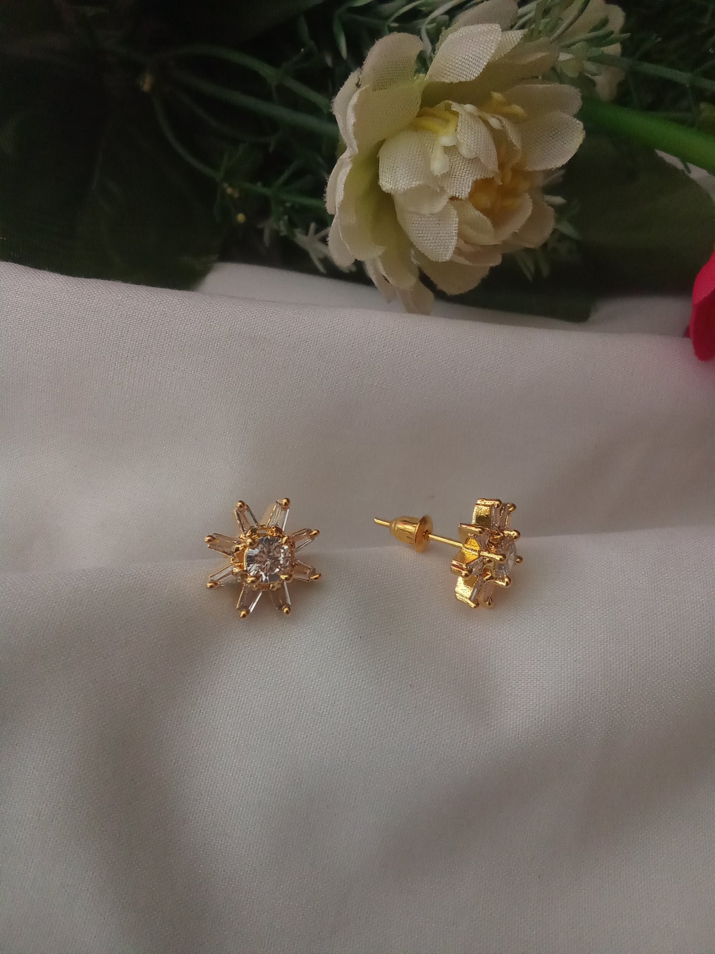 EARING-SHST125
