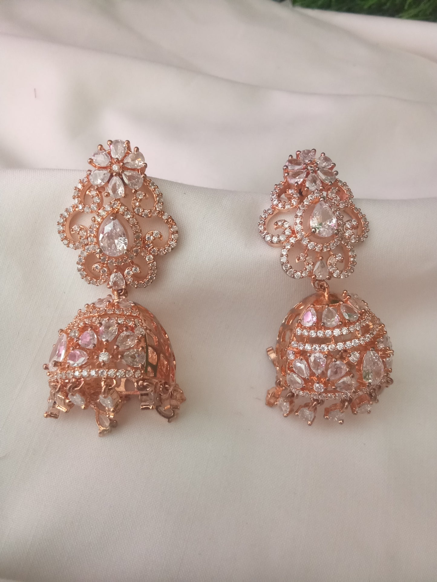 EARING-SHER207