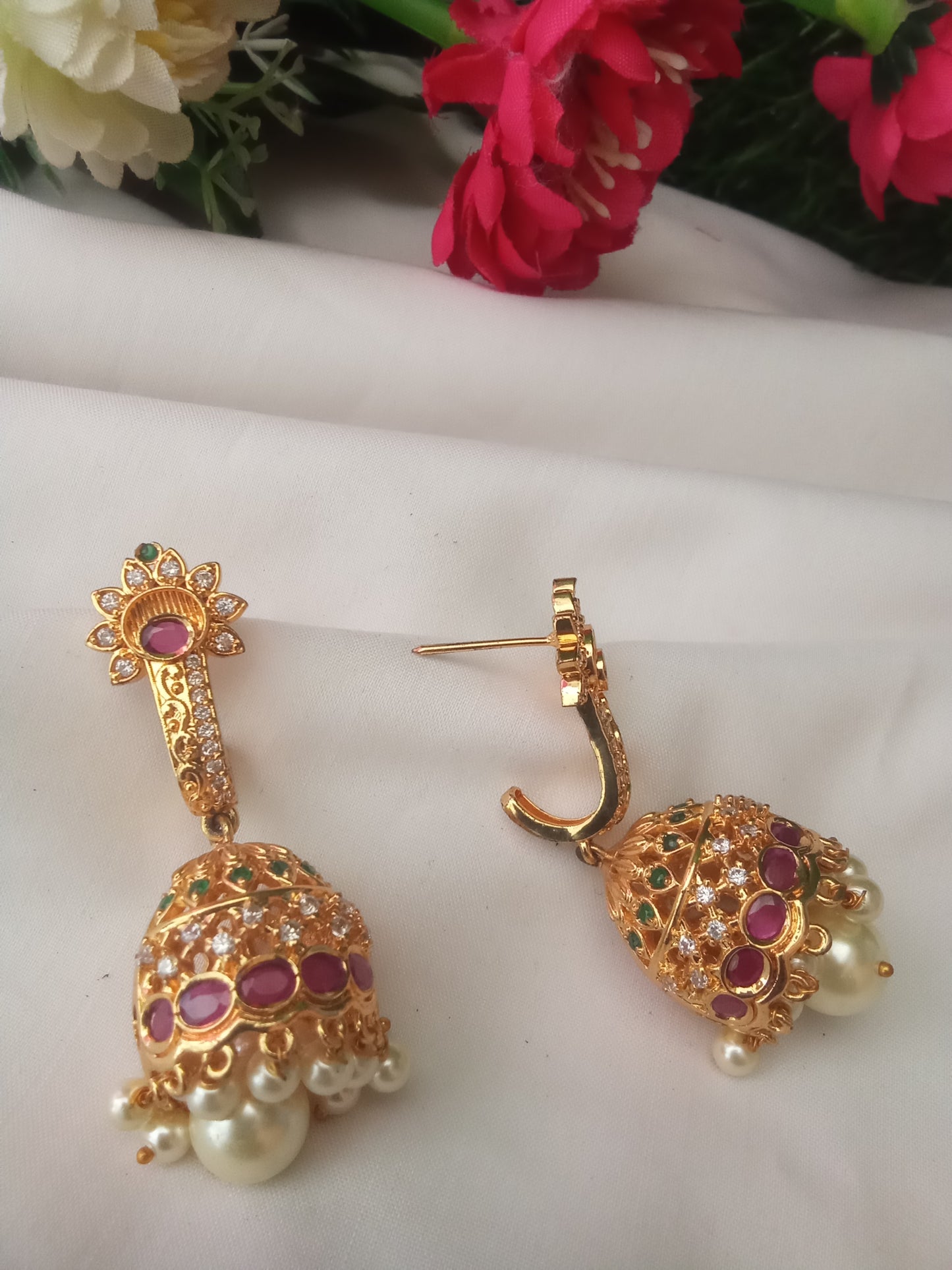 EARING-SHER135