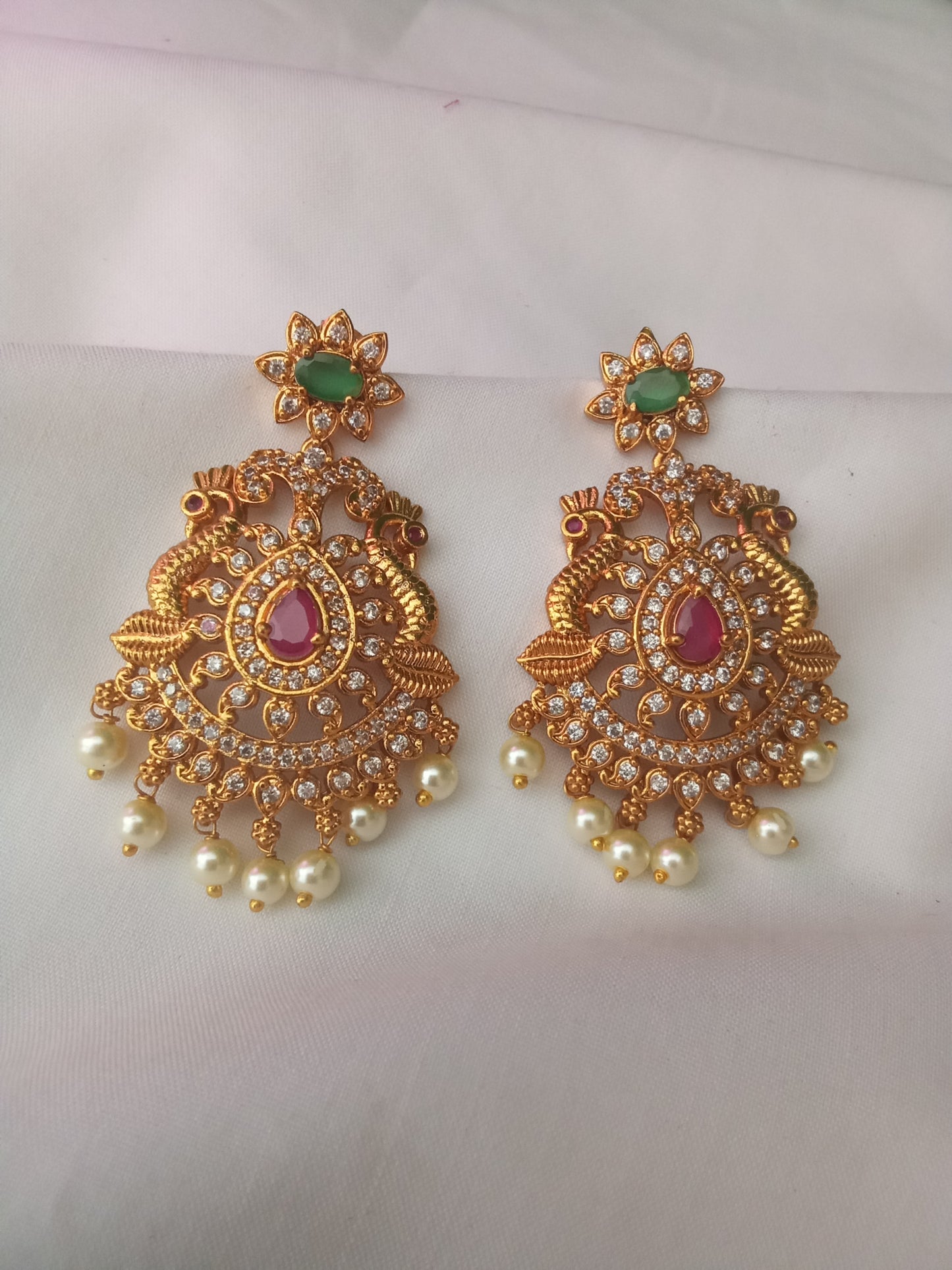 EARING-SHER170