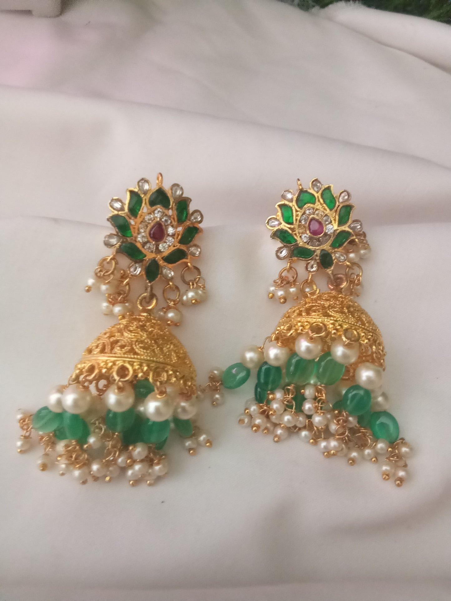 EARING-SHER214