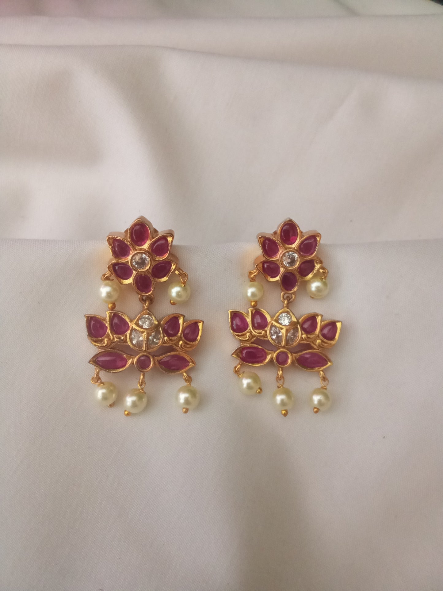 EARING-SHER227