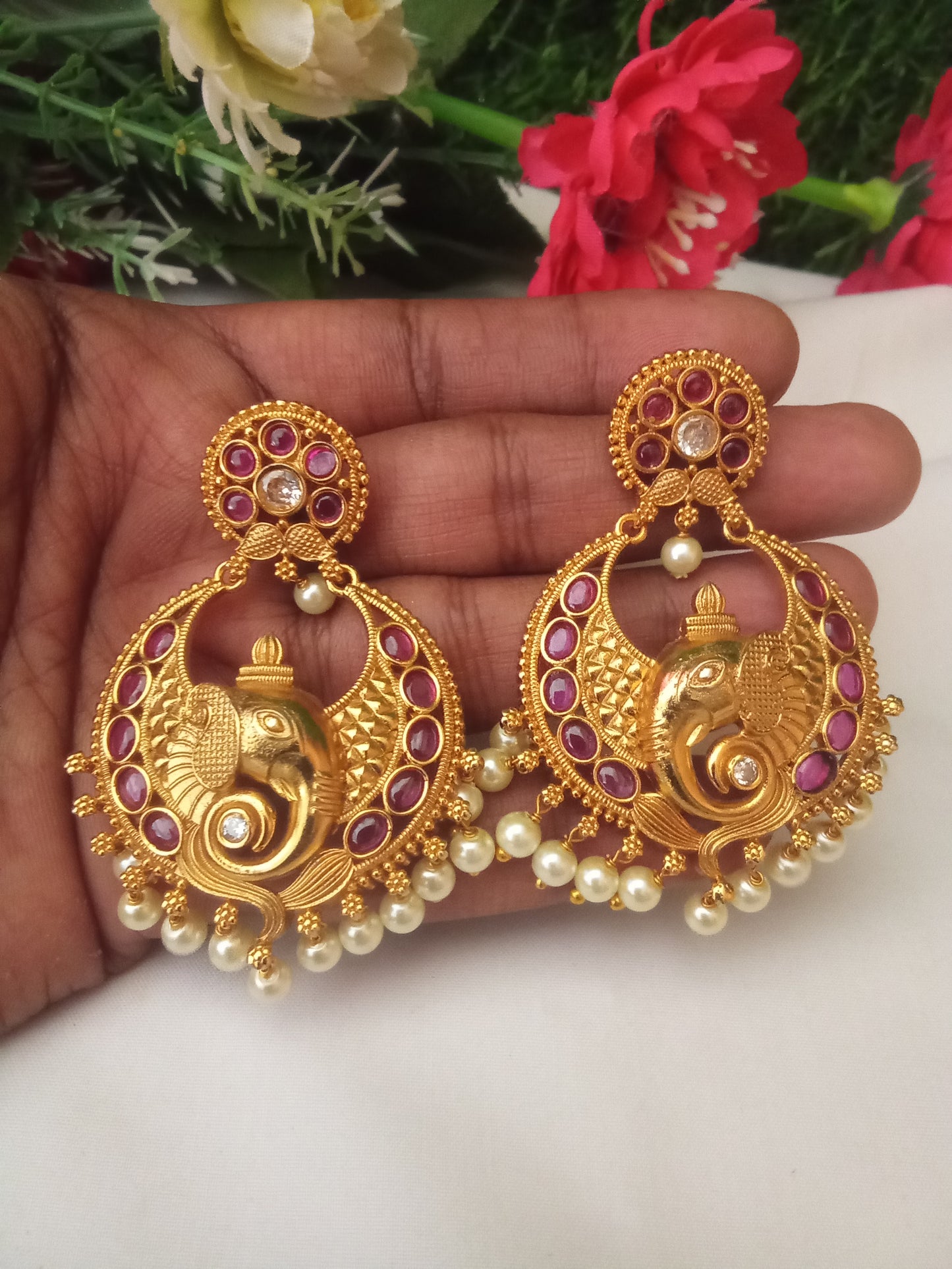 EARING-SHER154