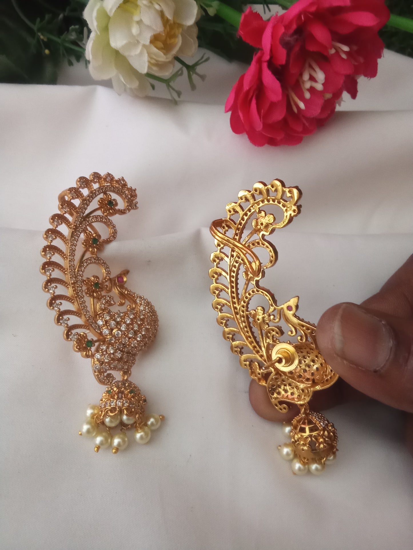 EARING-SHER268