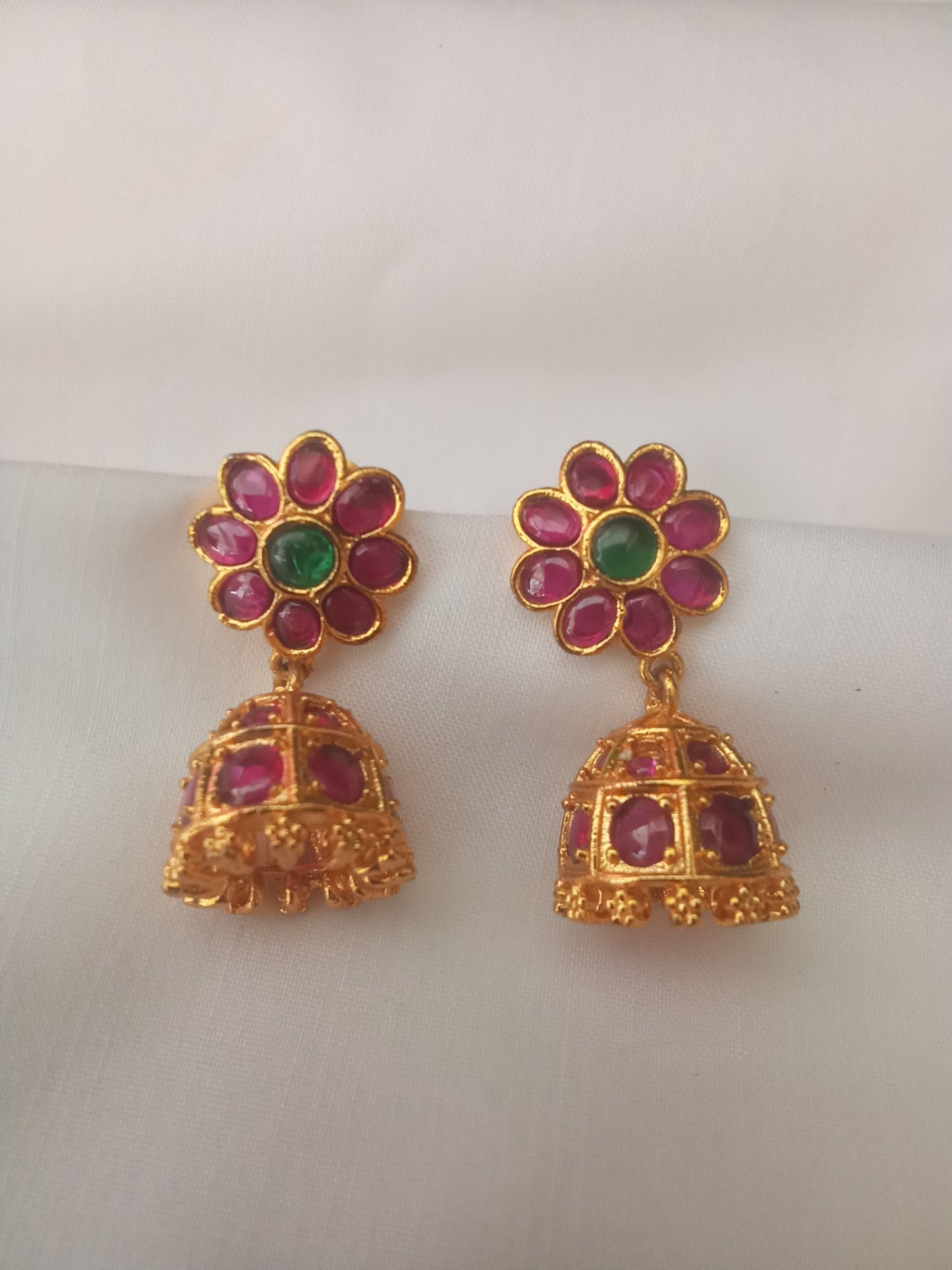 EARING-SHER115