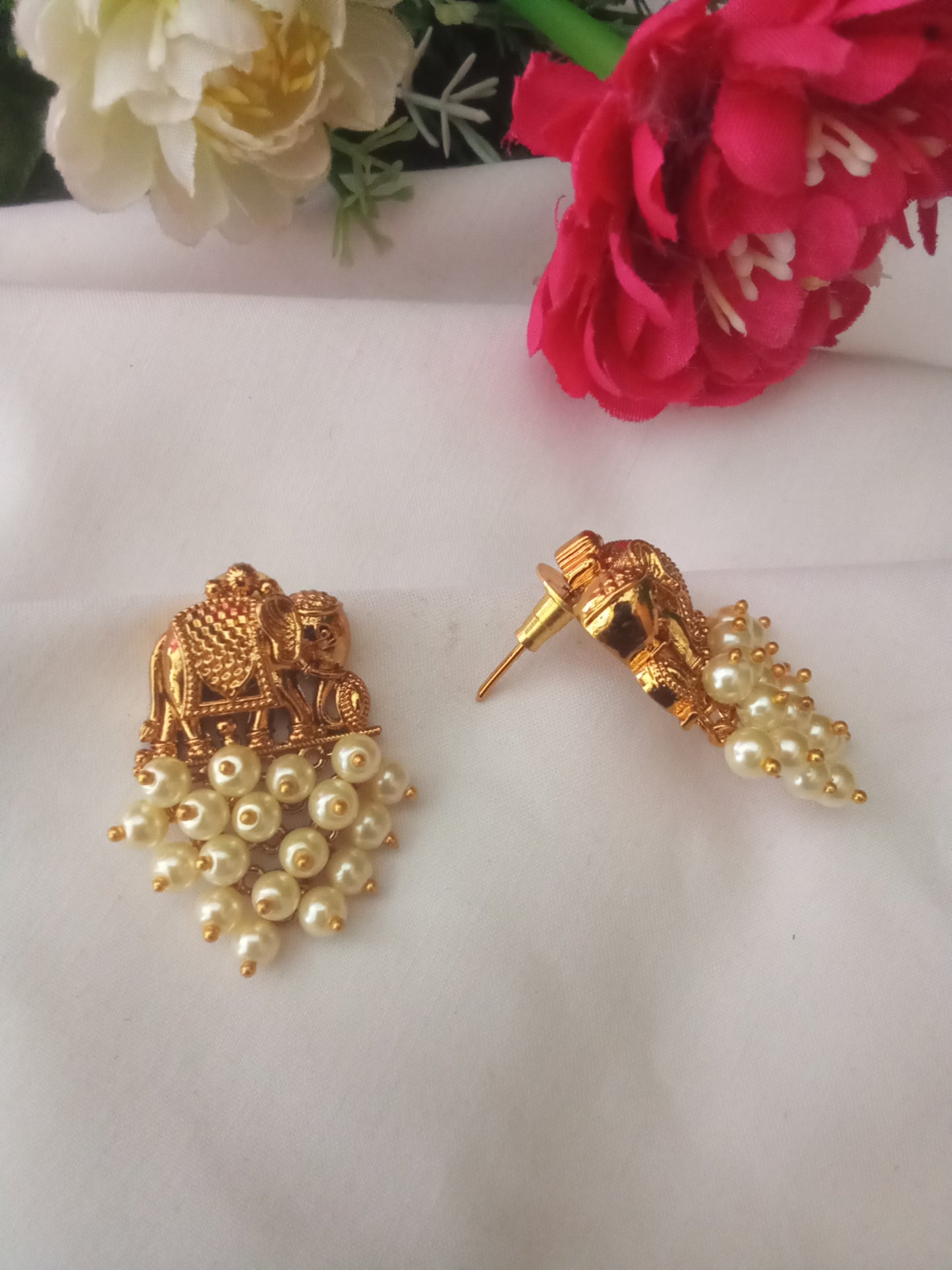 EARING-SHER230
