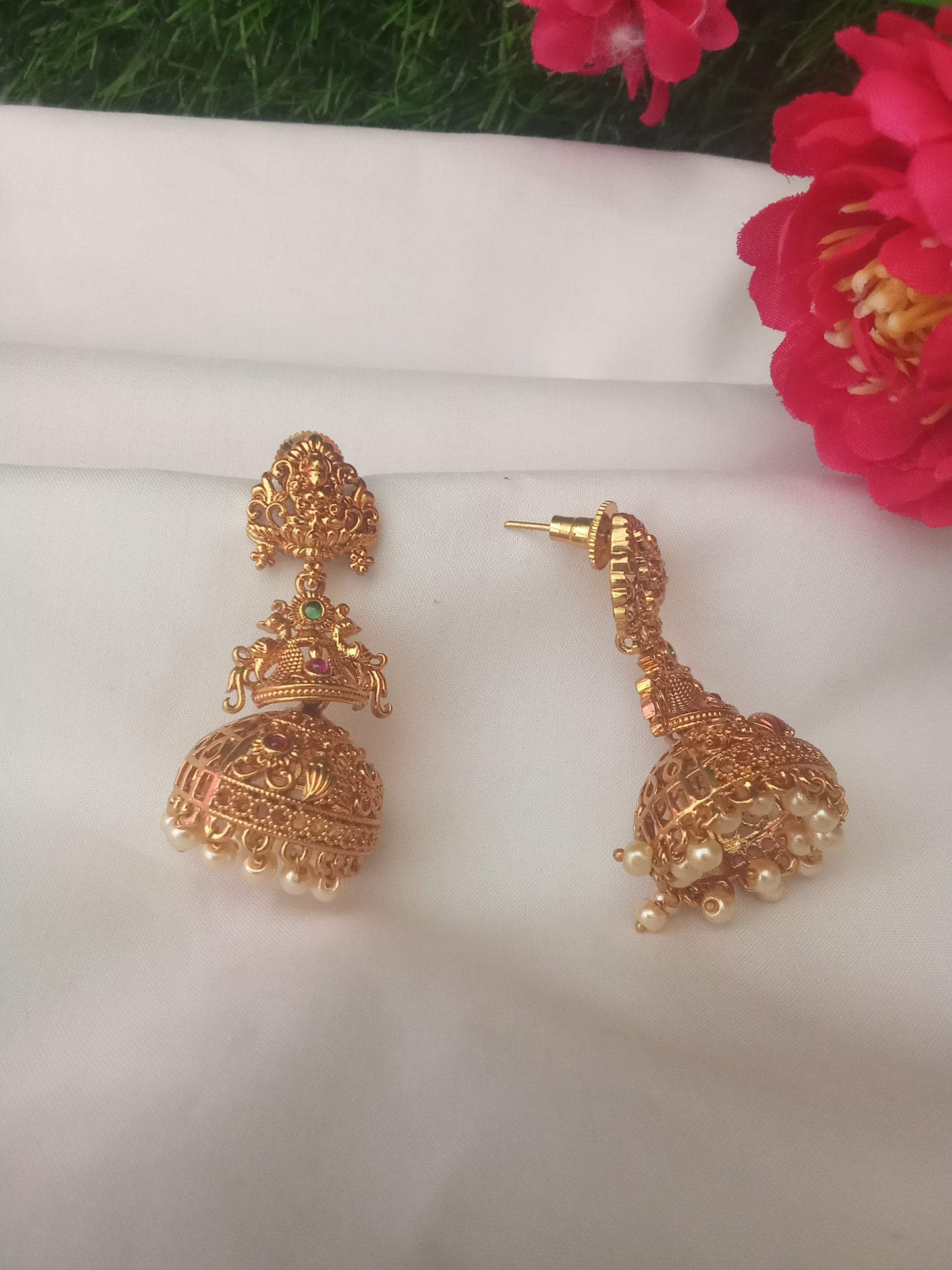 EARING-SHER91