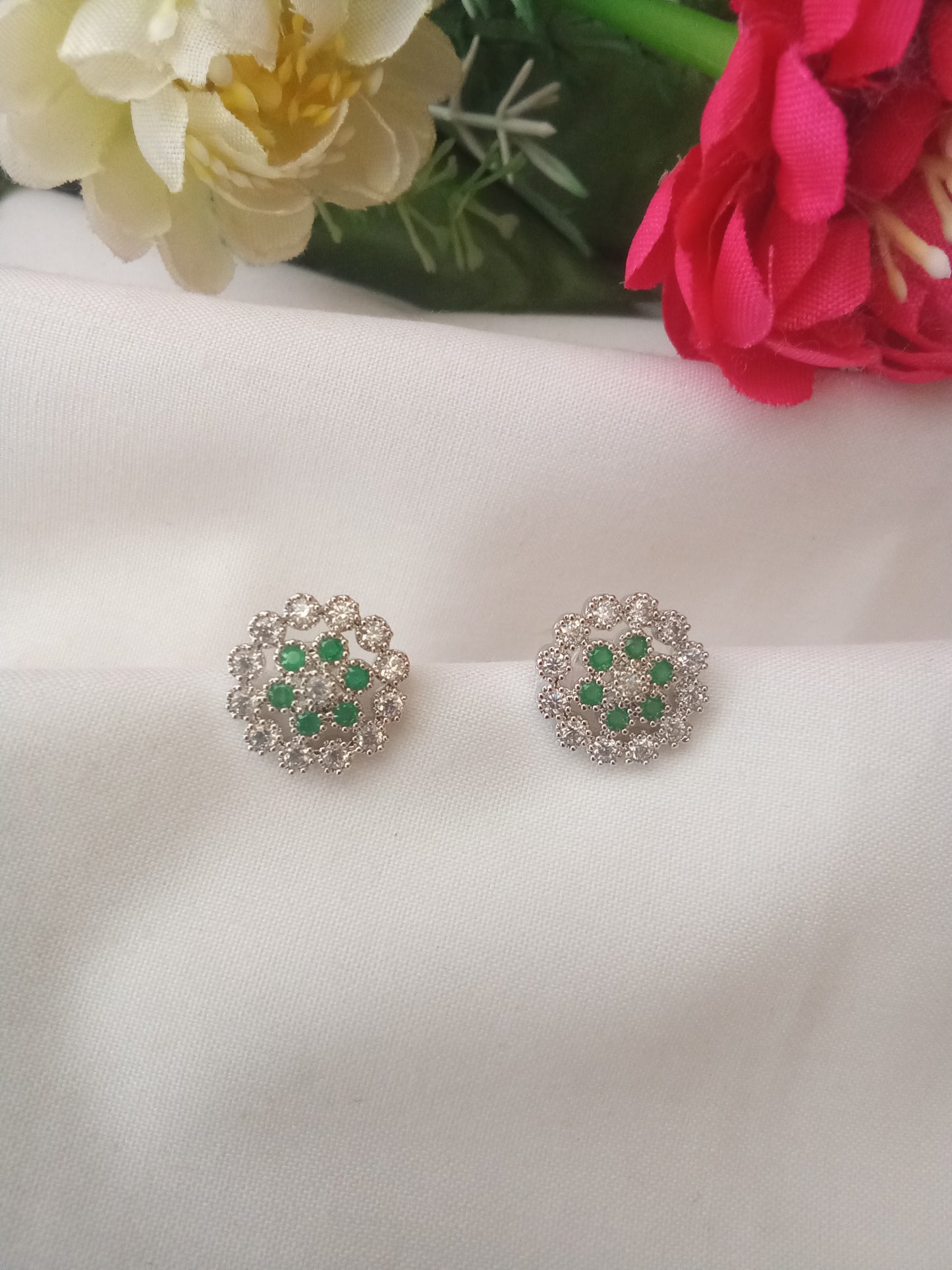 EARING-SHST124