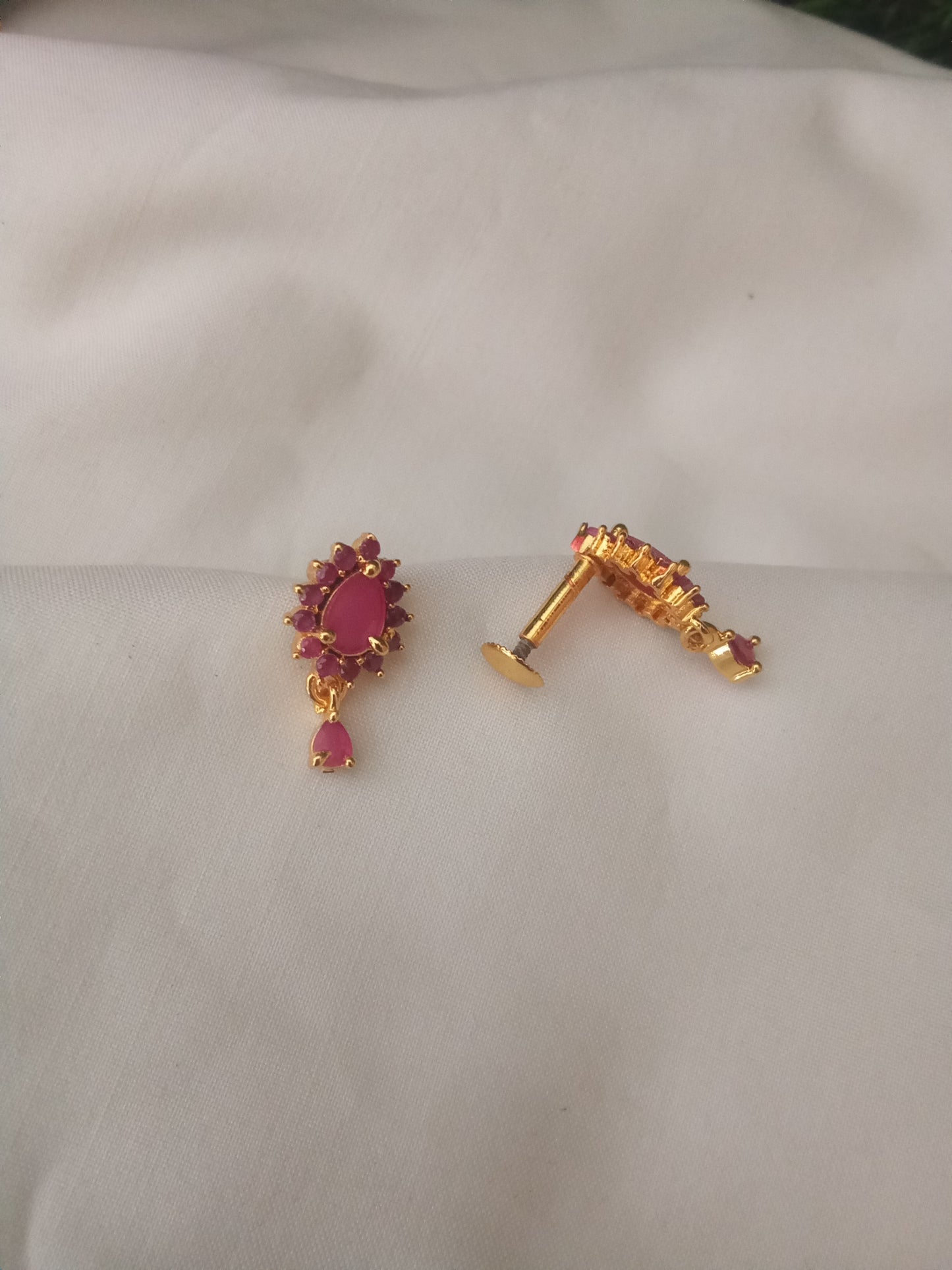 EARING-SHER74