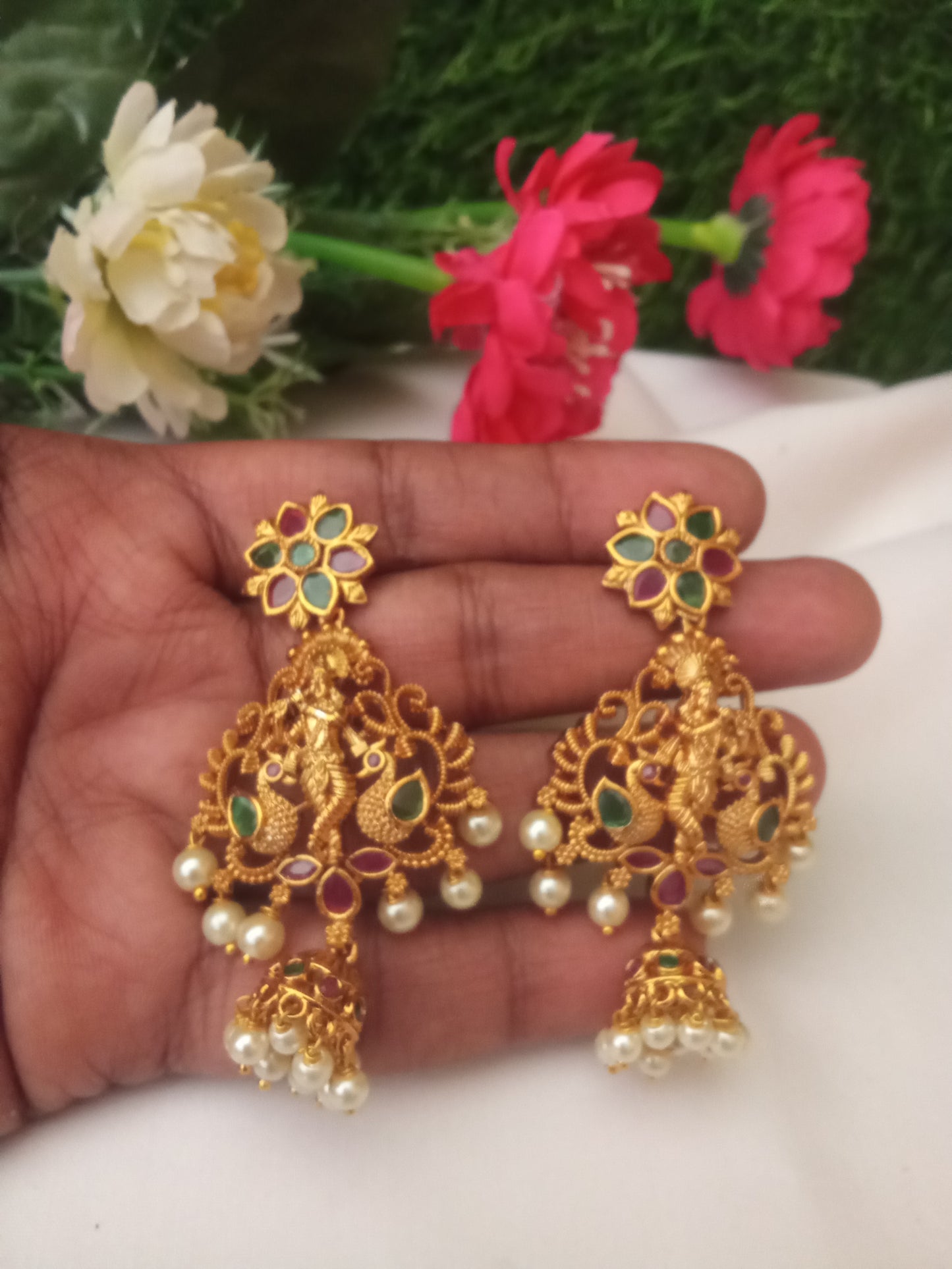 EARING-SHER158