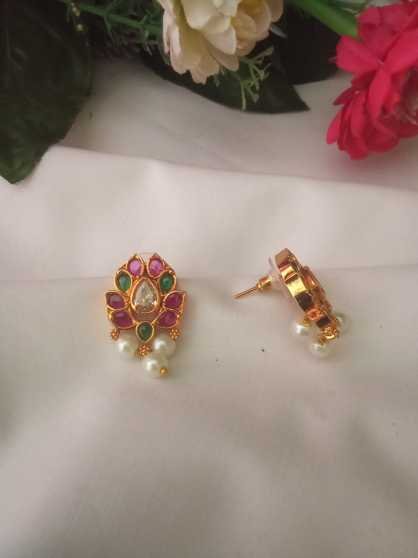 EARING-SHST44