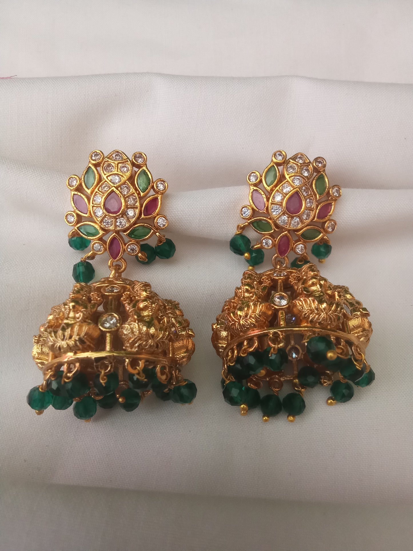 EARING-SHER42