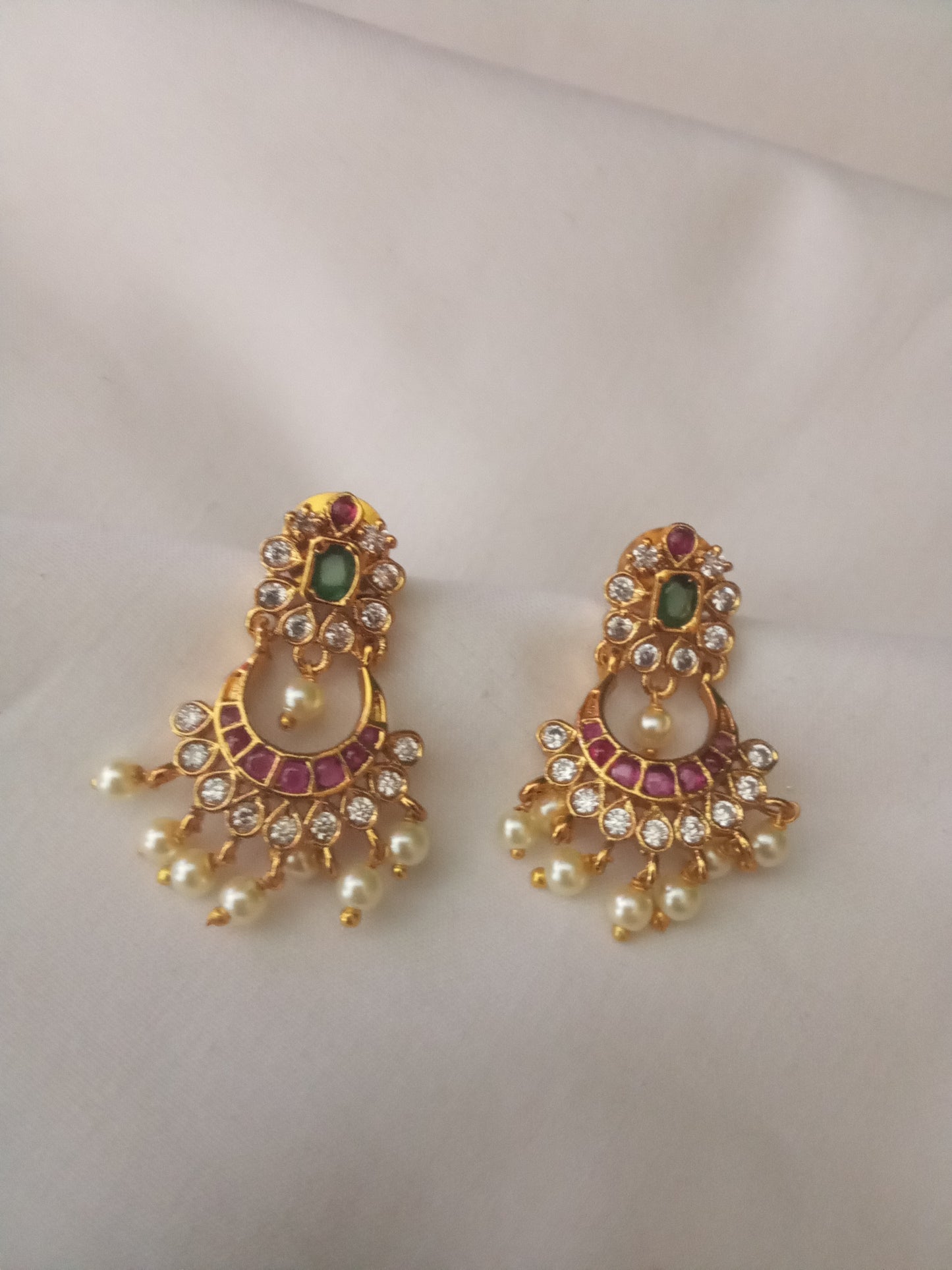 EARING-SHER219