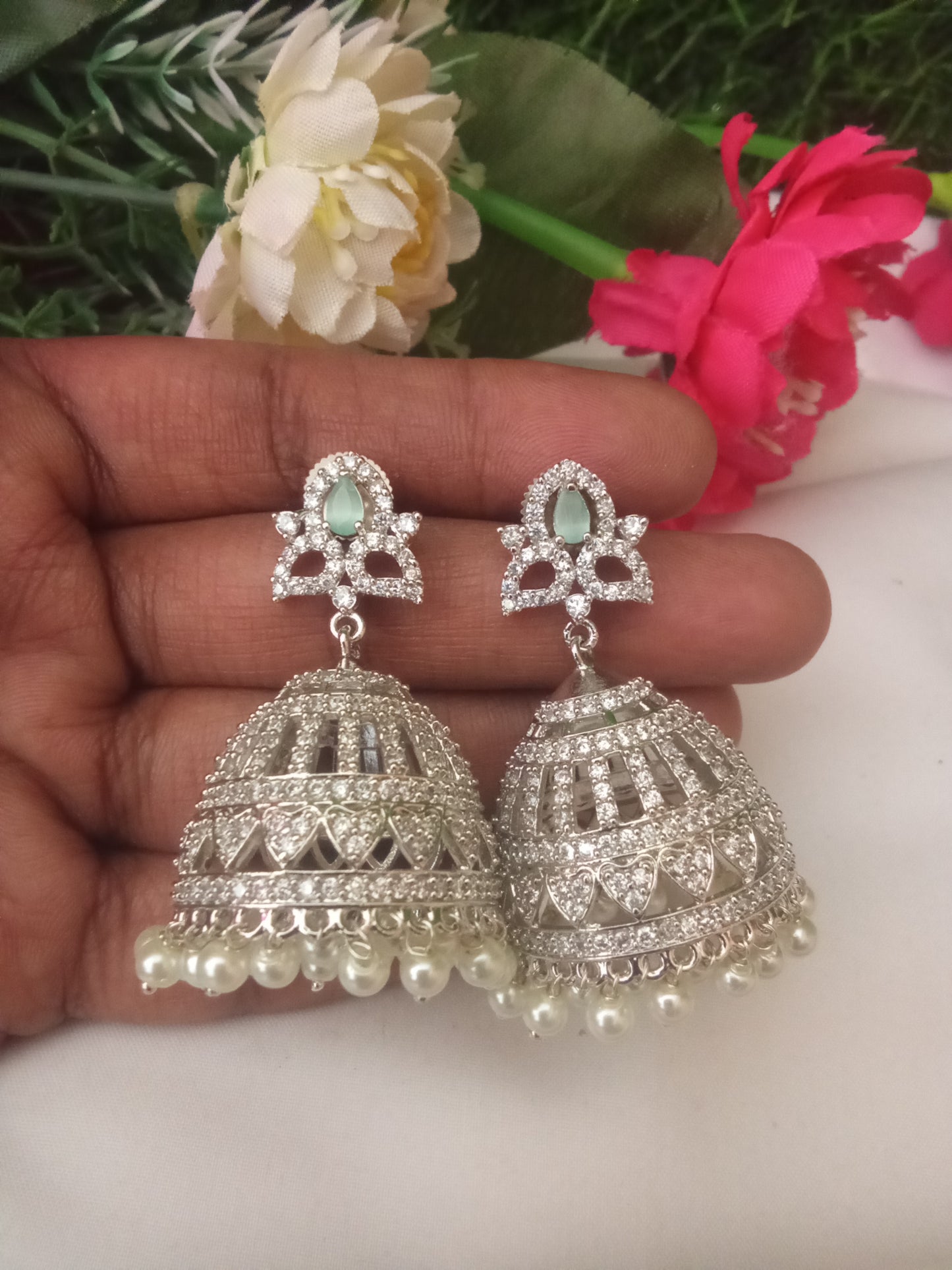 EARING-SHER210