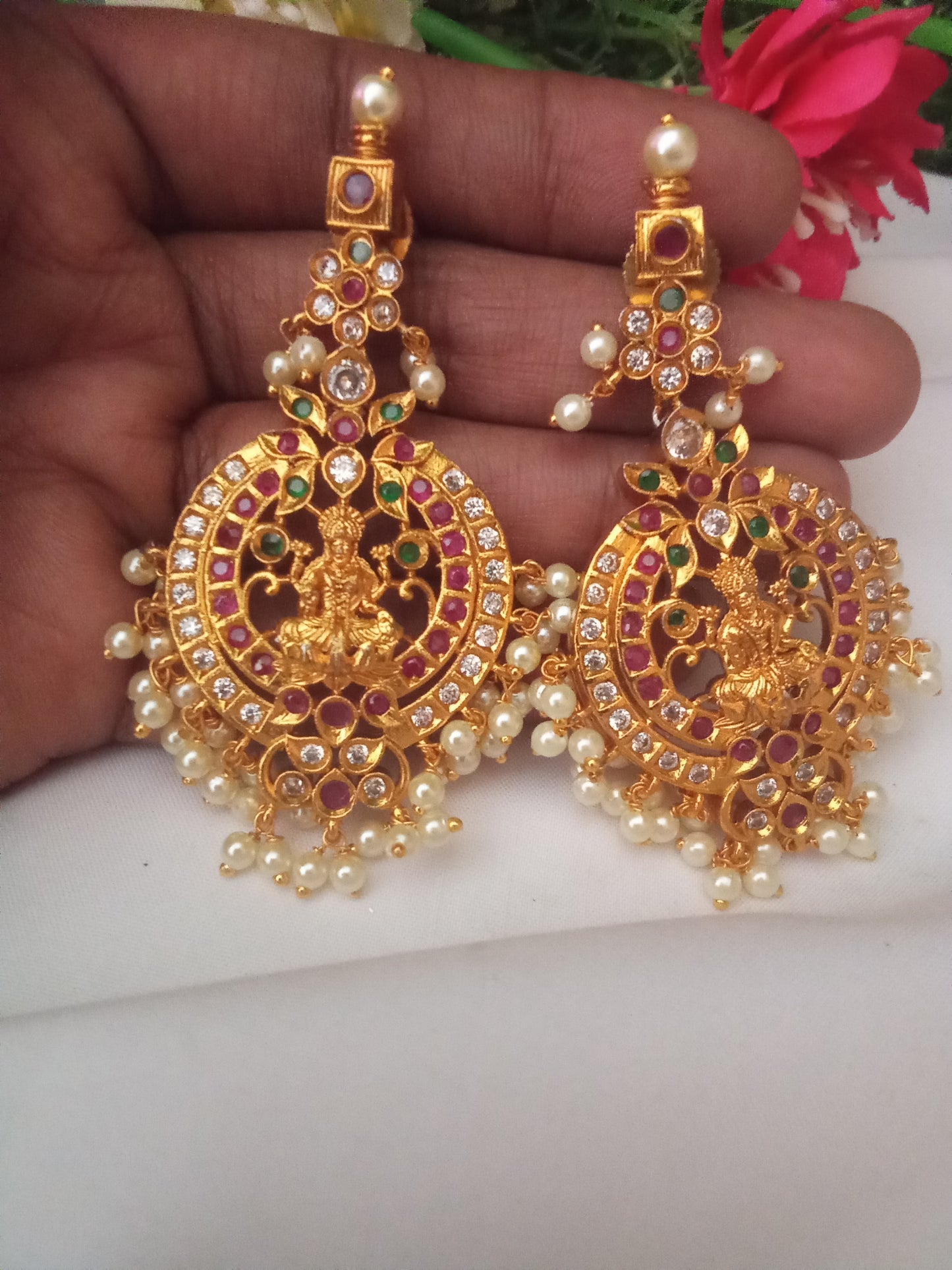 EARING-SHER175