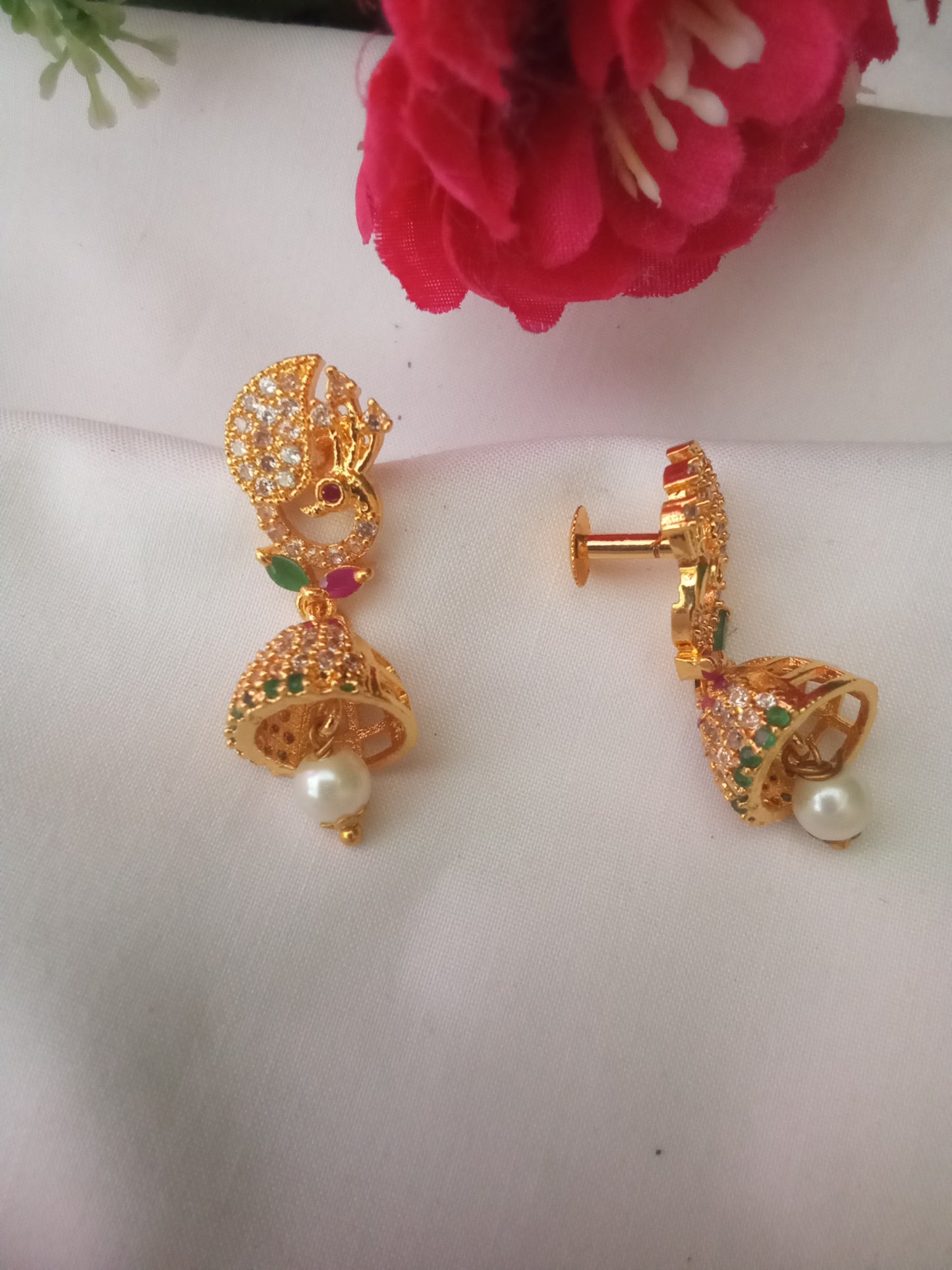EARING-SHER97
