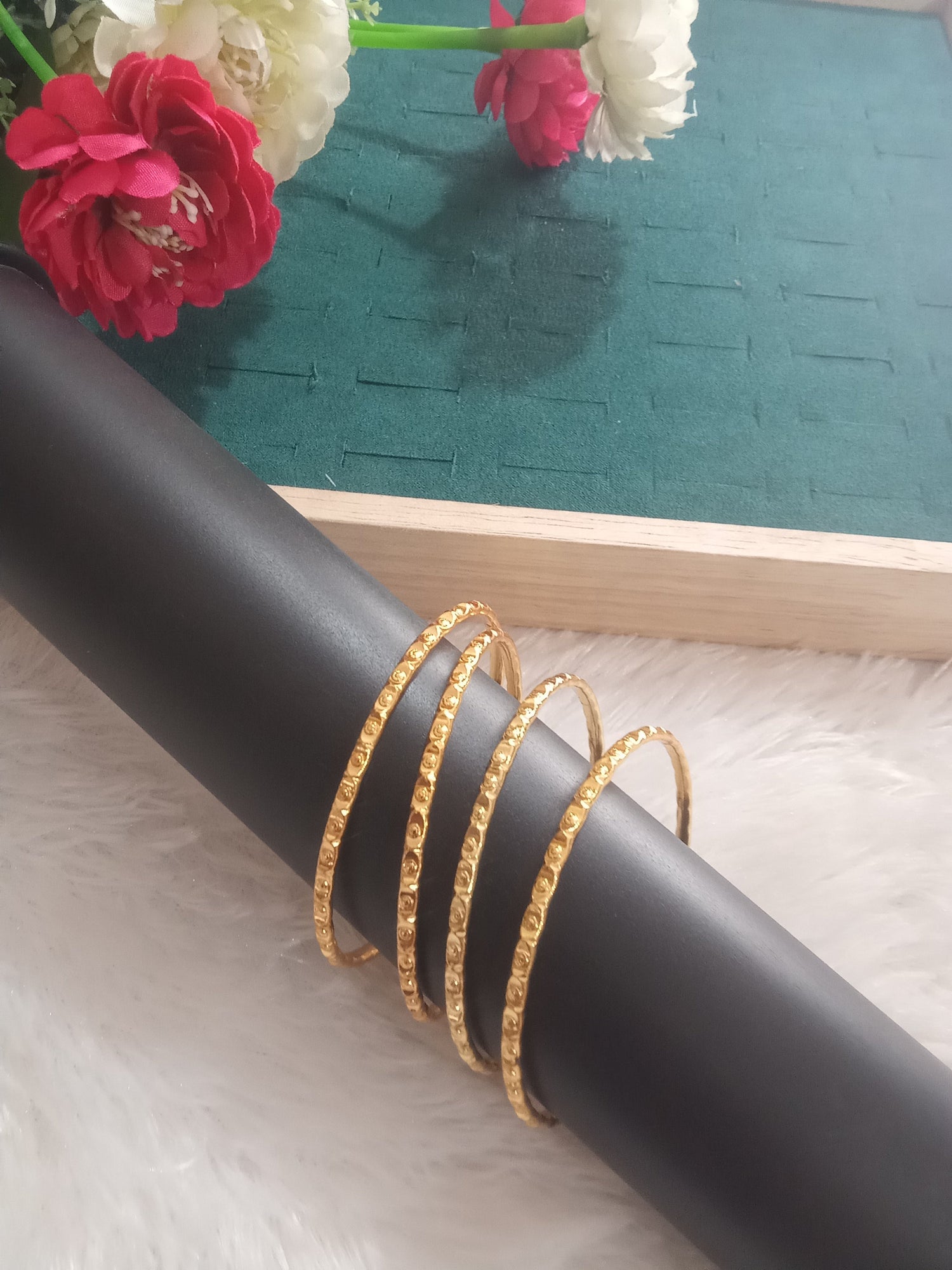 SAREES AND OTHER CLOTHNG