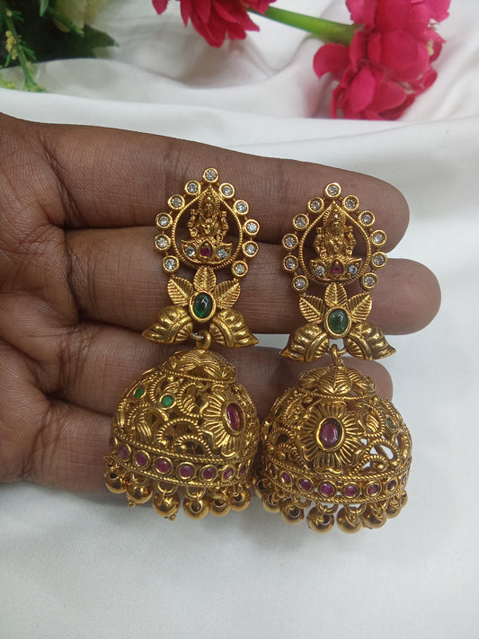 EARING-SHER02