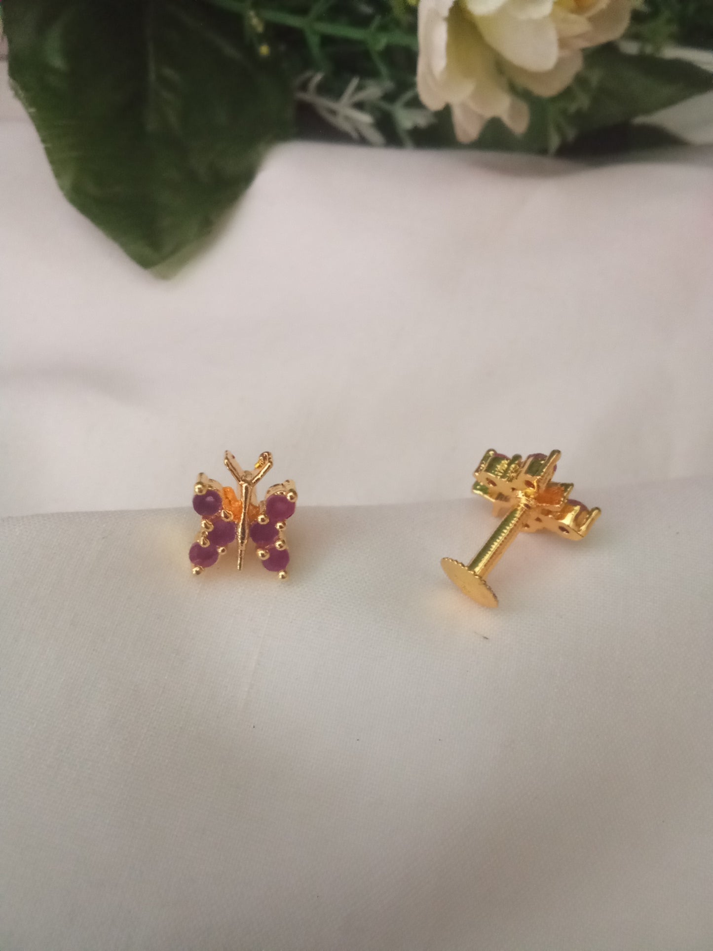 EARING-SHST75