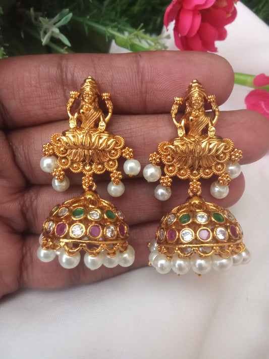 EARING-SHER69