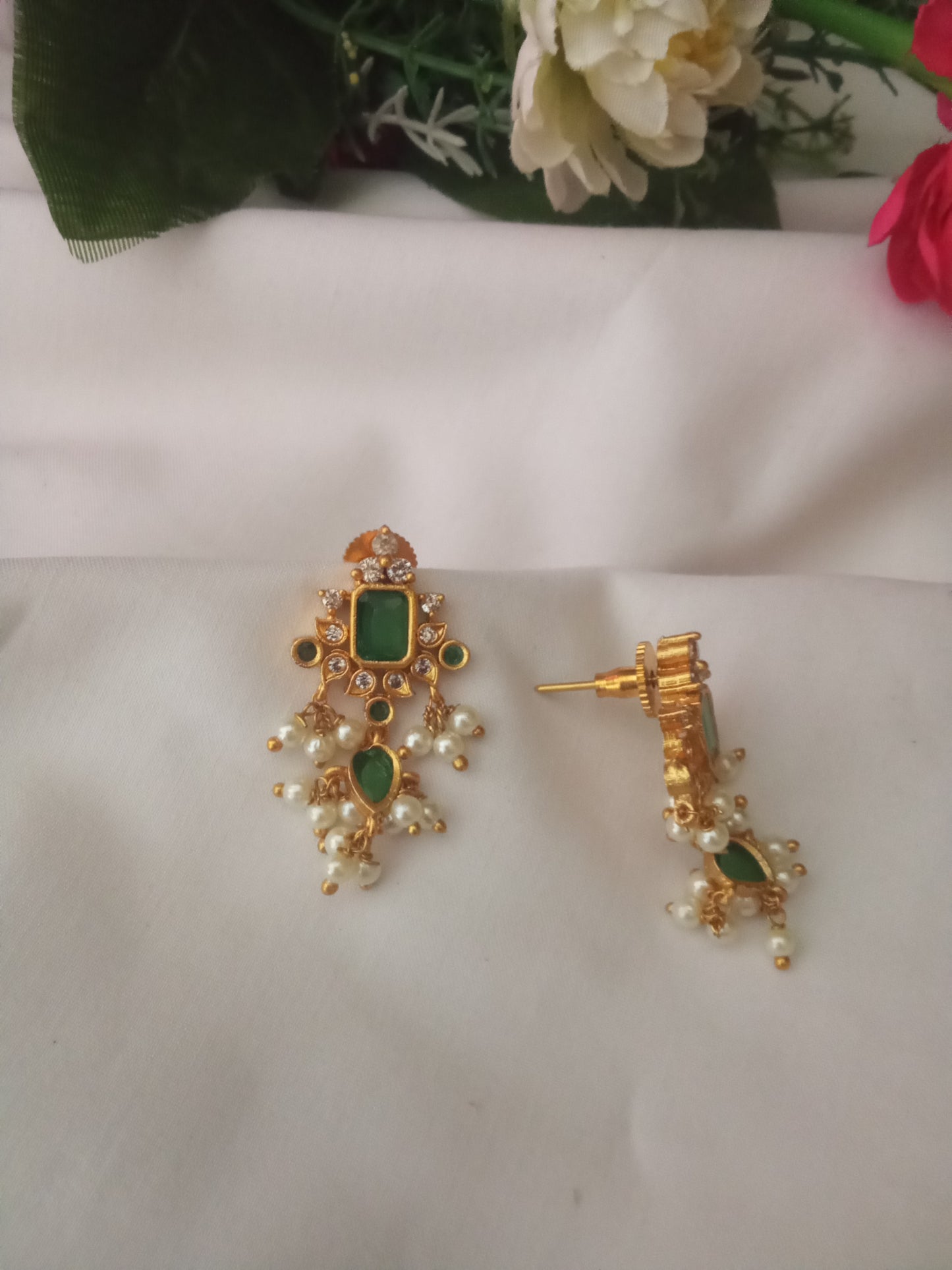 EARING-SHER240