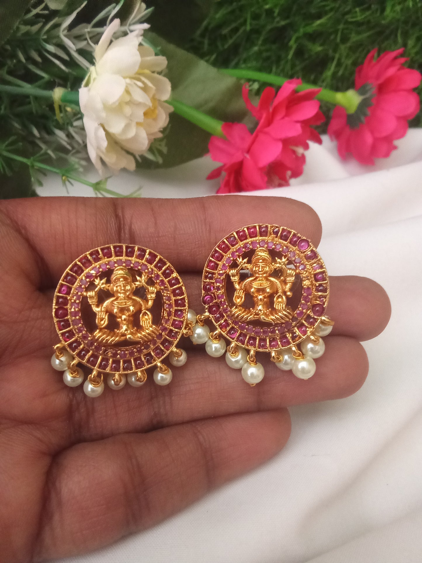 EARING-SHST23
