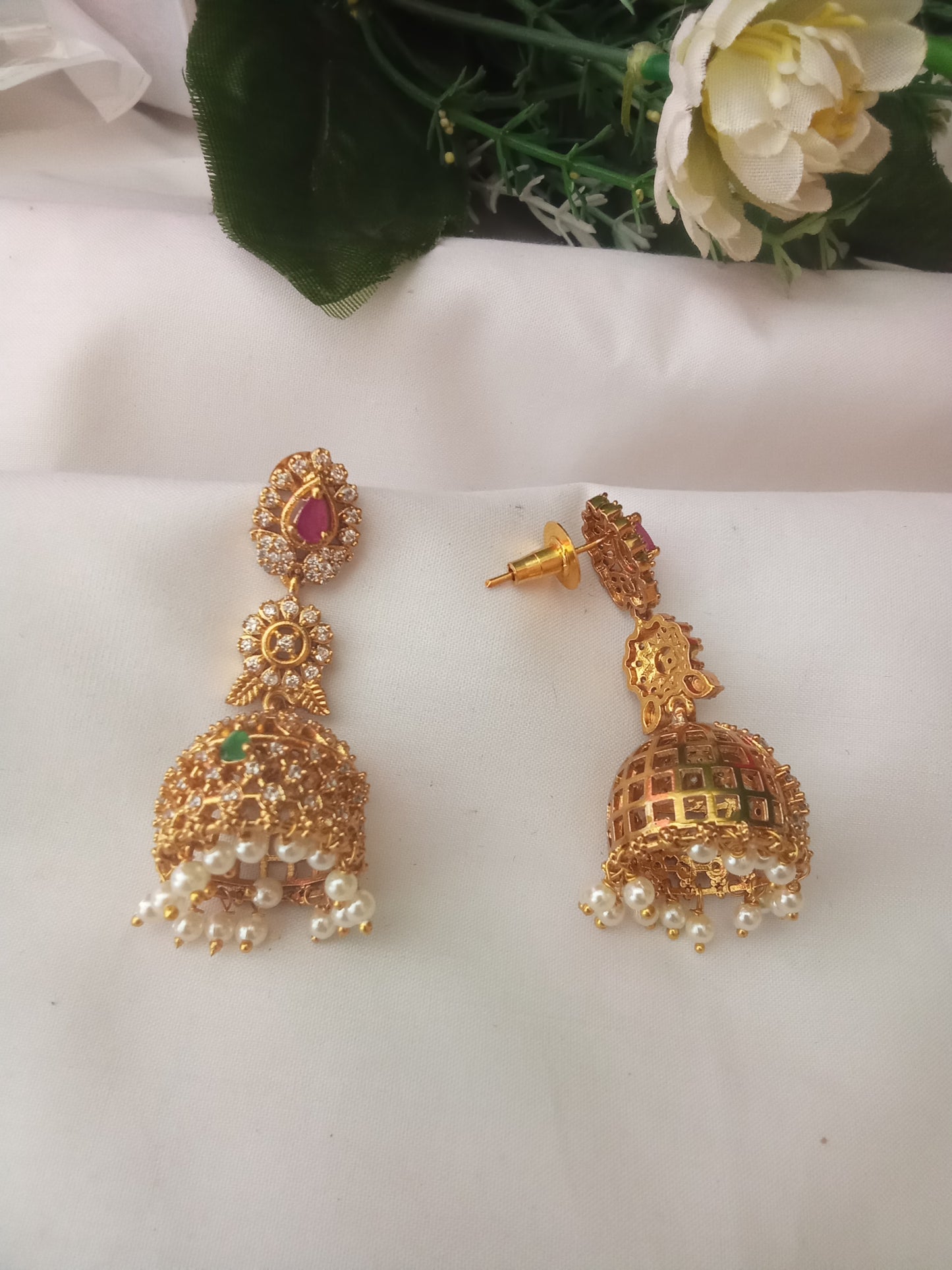 EARING-SHER275