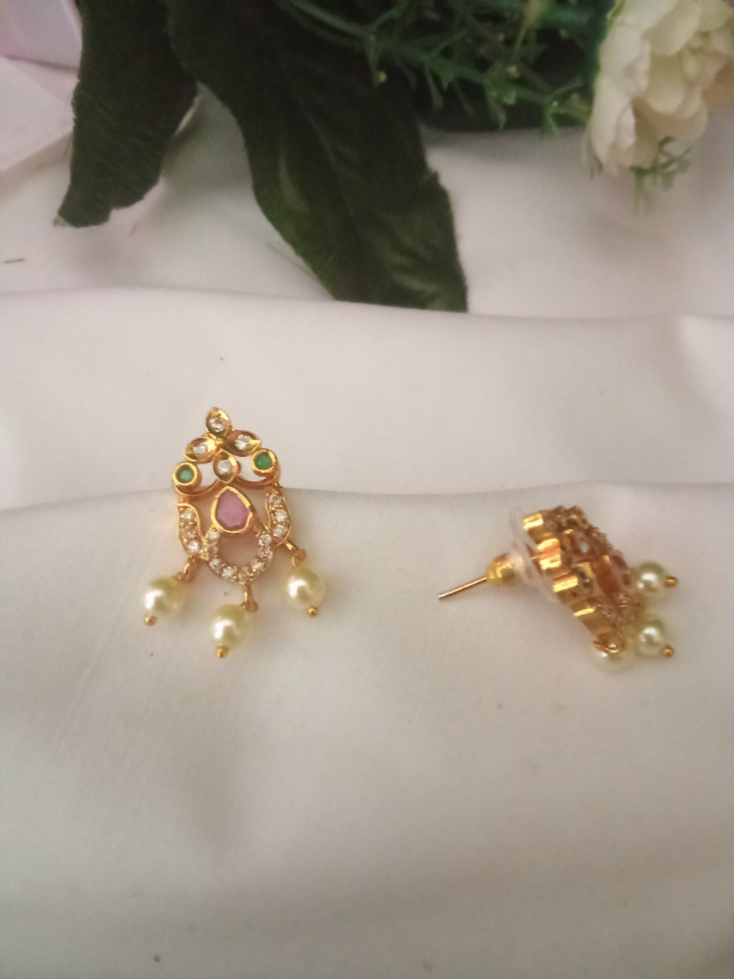 EARING-SHST35