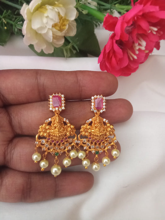 EARING-SHER271