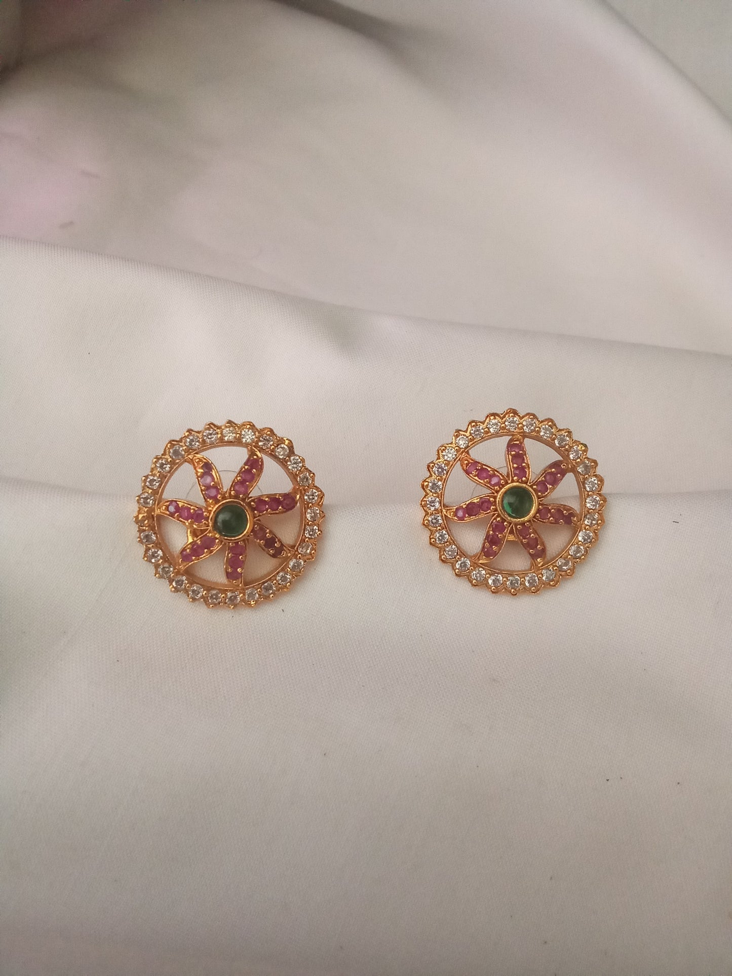 EARING-SHST48