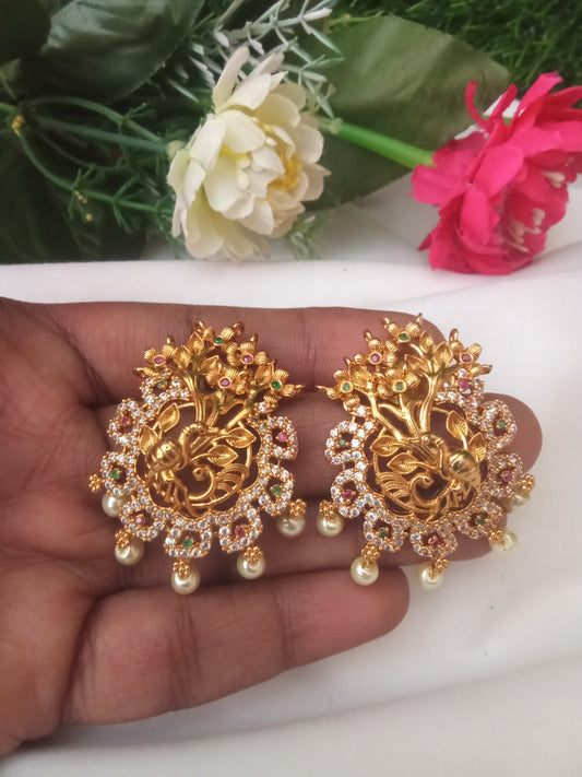 EARING-SHST18
