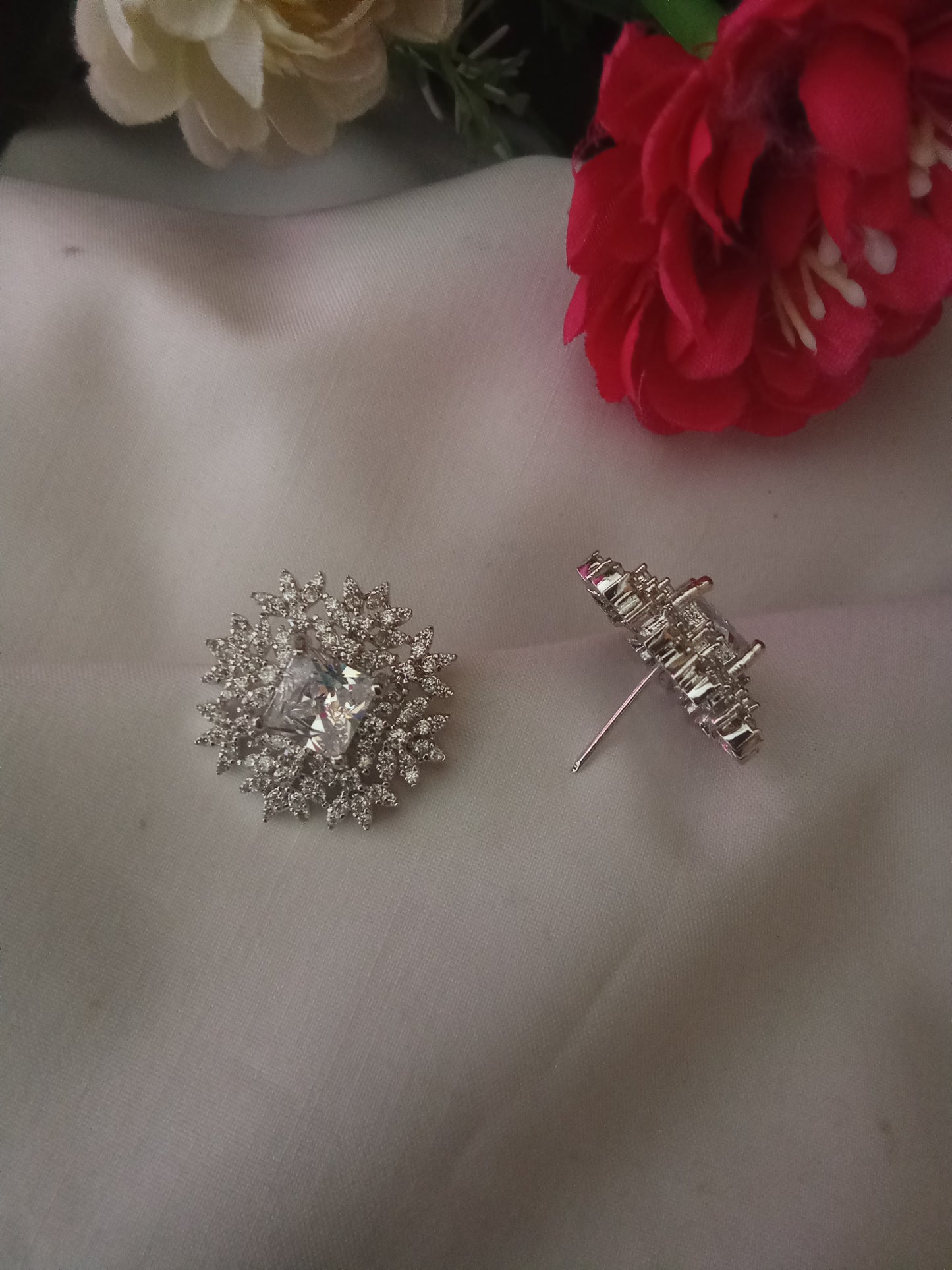 EARING-SHST85