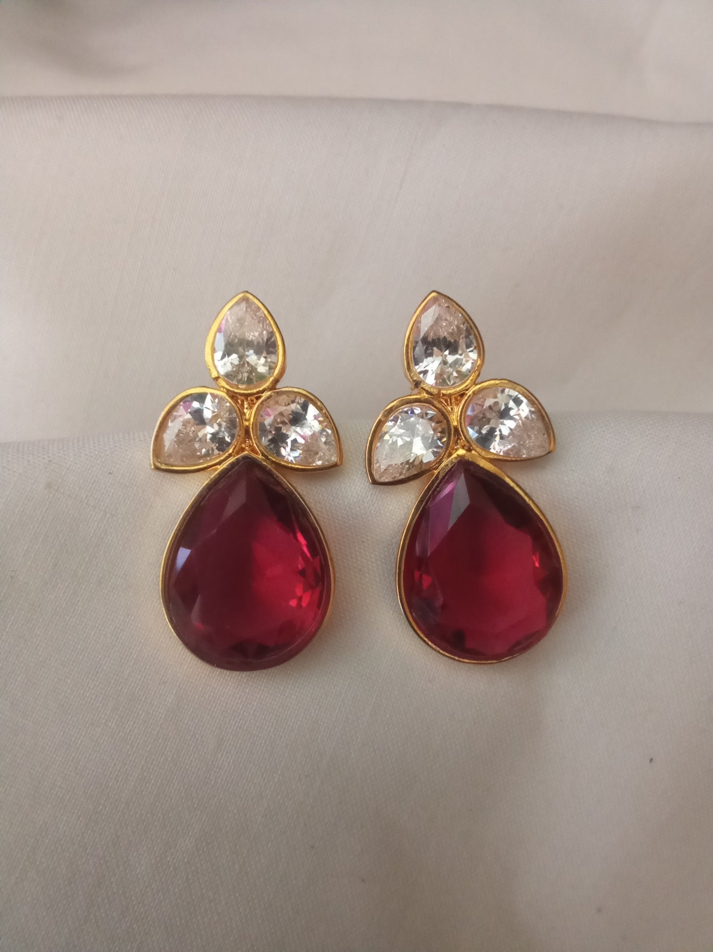 EARING-SHST60