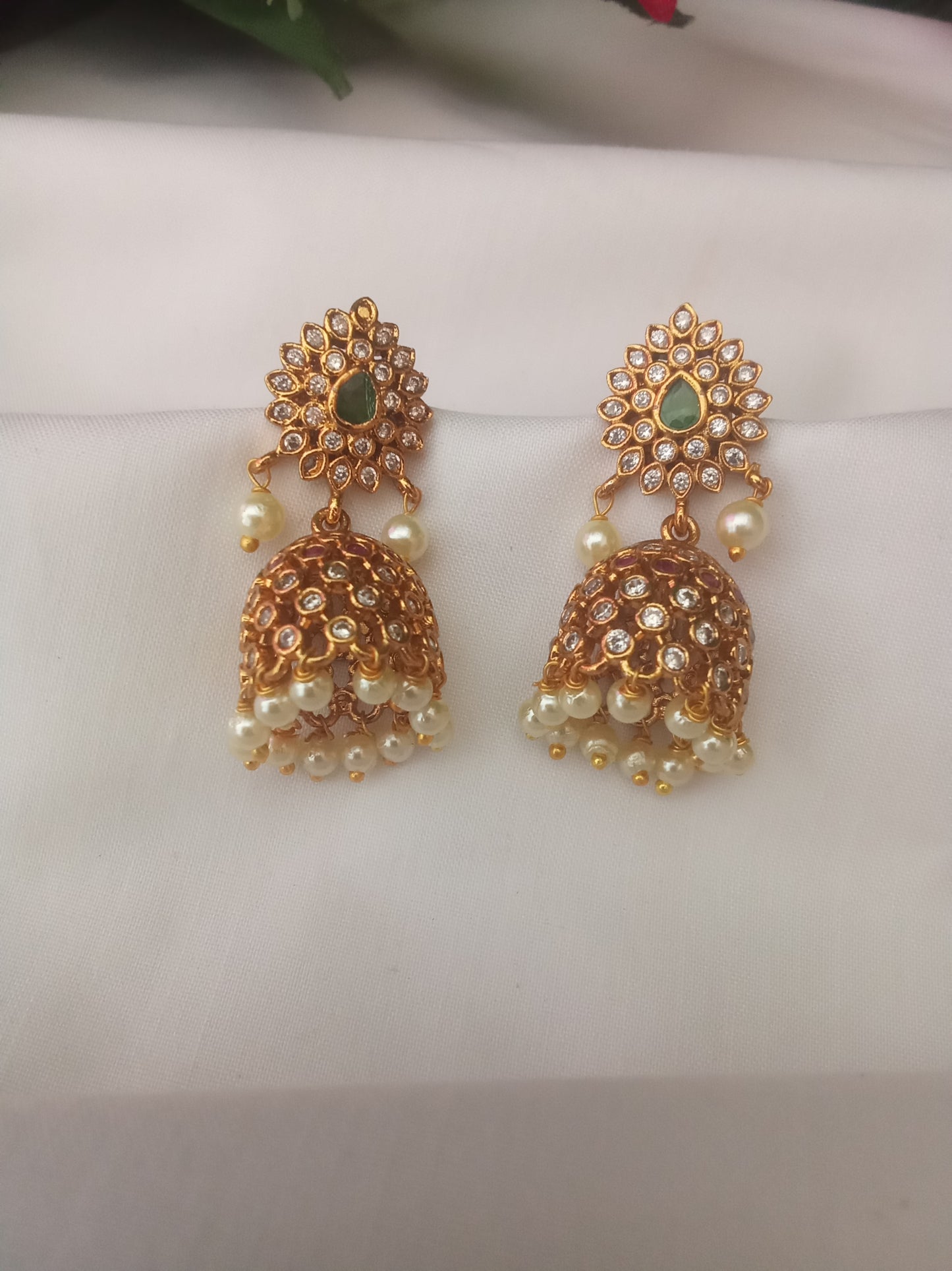 EARING-SHER114