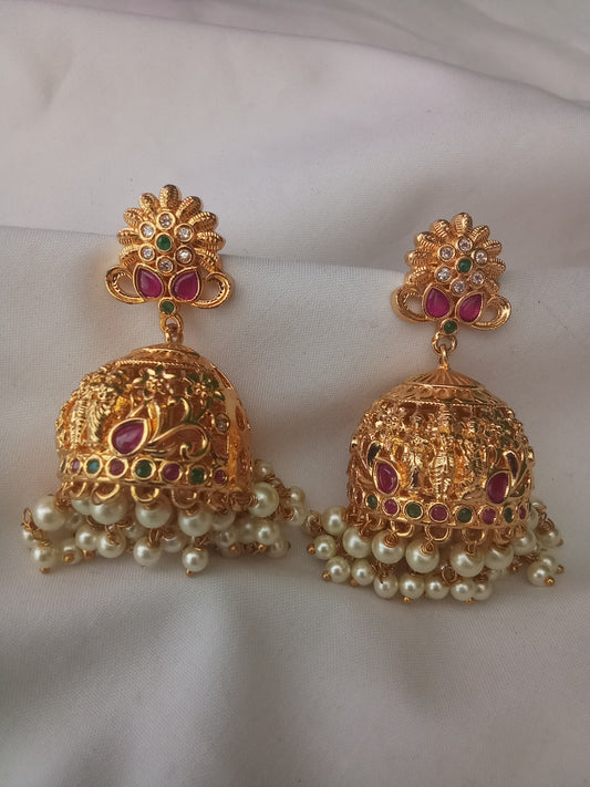 EARING-SHER35