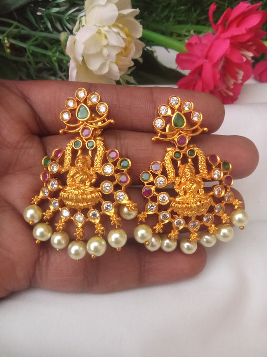 EARING-SHER176
