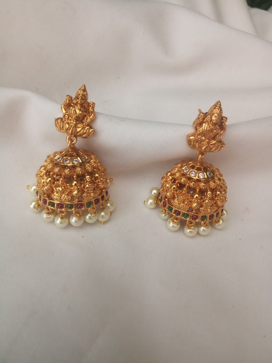 EARING-SHER65