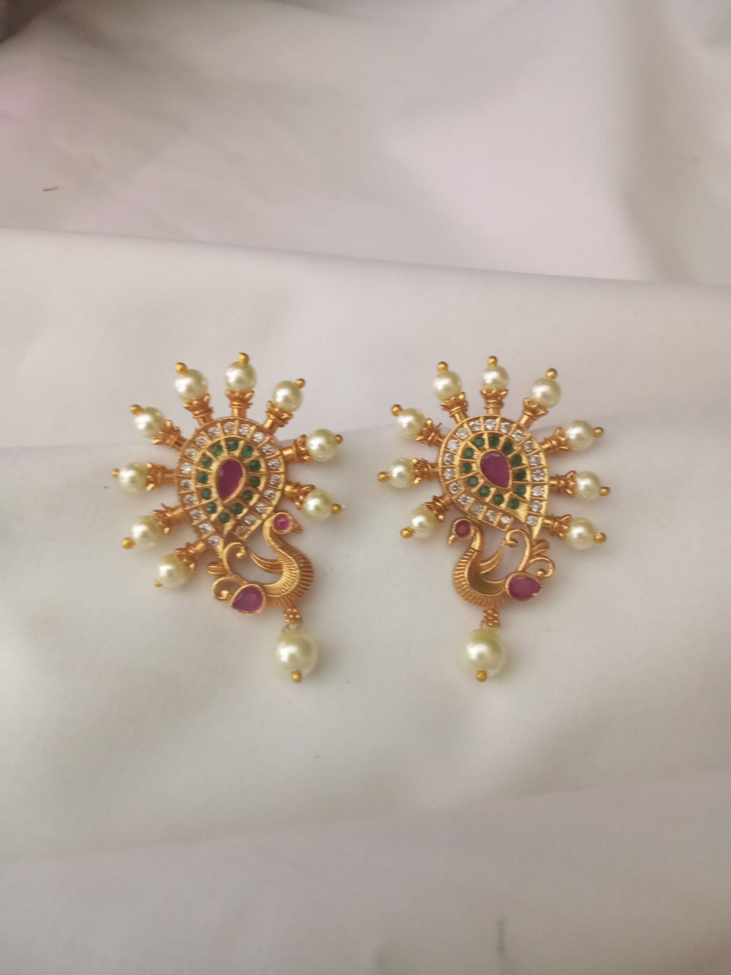 EARING-SHST12