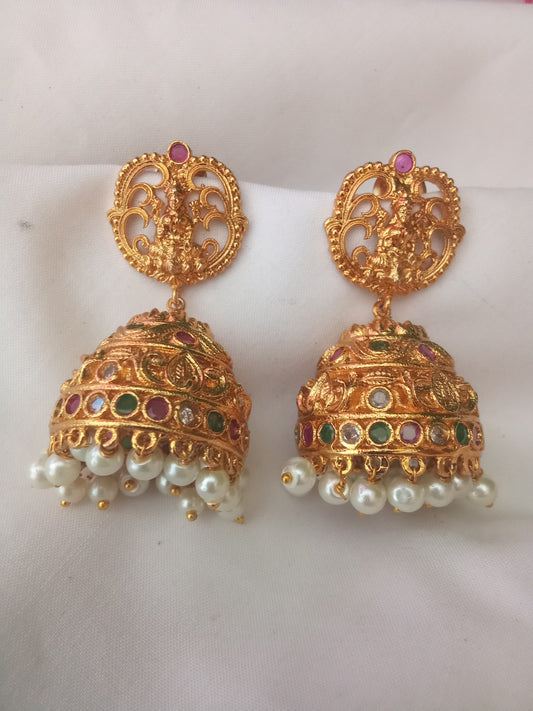 EARING-SHER33