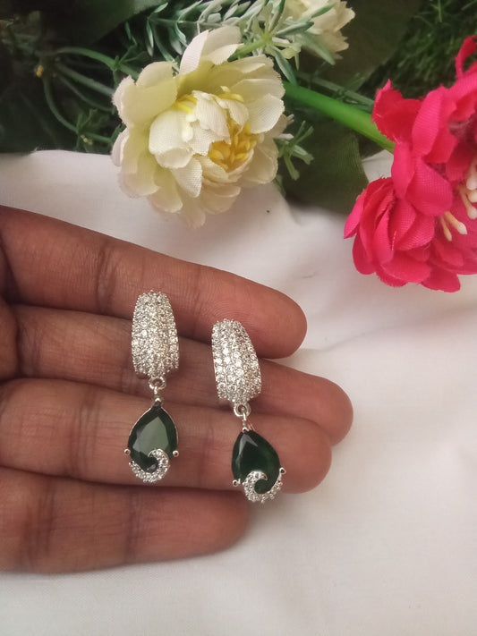 EARING-SHER261