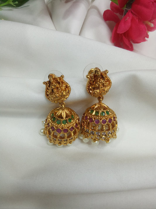 EARING-SHER12