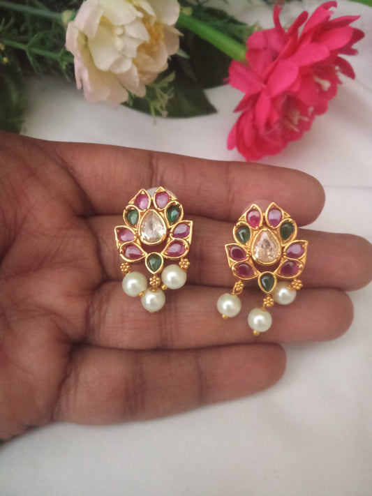 EARING-SHST44